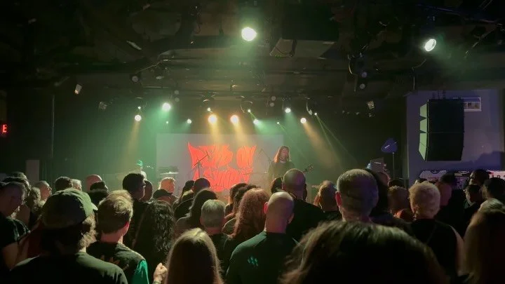 My first time hearing them and they put on an amazing performance @deadonasunday was great tonight. If you like Type O Negative, Lebanon Hanover, etc, check them out!

#deadonasunday