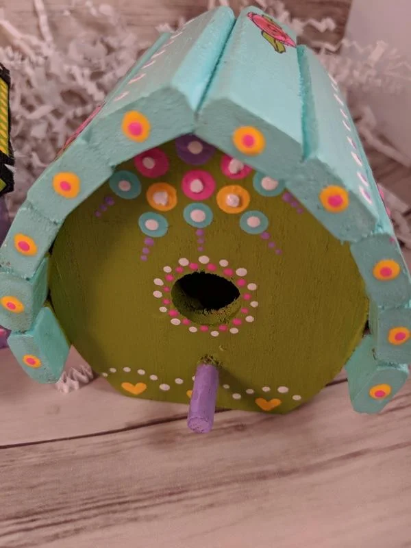 SmallBirdhouse_aquaroof1.jpg