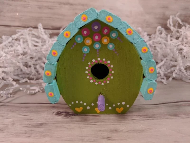 SmallBirdhouse_aquaroof2.jpg