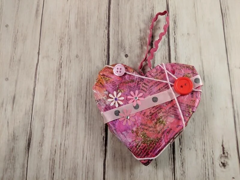 MixedMediaHearts_flowers1.jpg