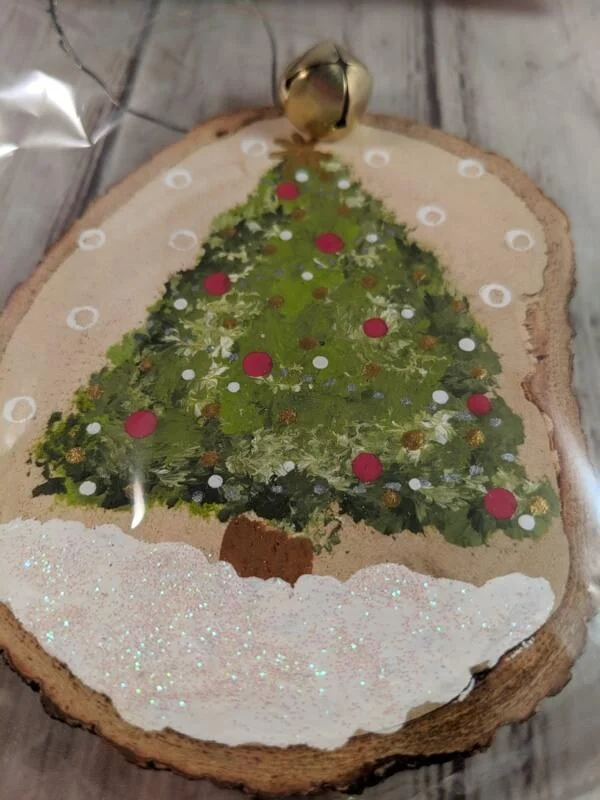 WoodOrnamentTreeLarge2.jpg