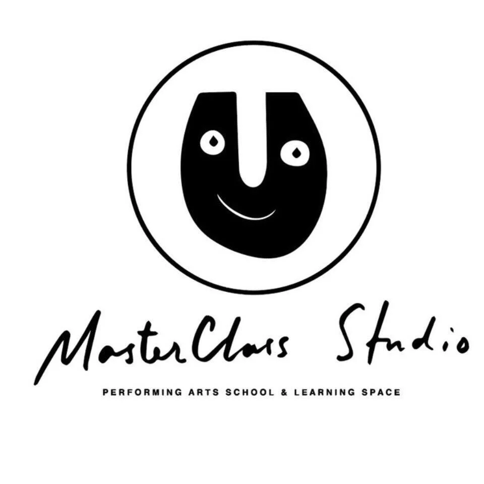Robin Schroeter of Masterclass Studio will offer a free online acting class for adults and teenagers on 29 - 30 April 2020.