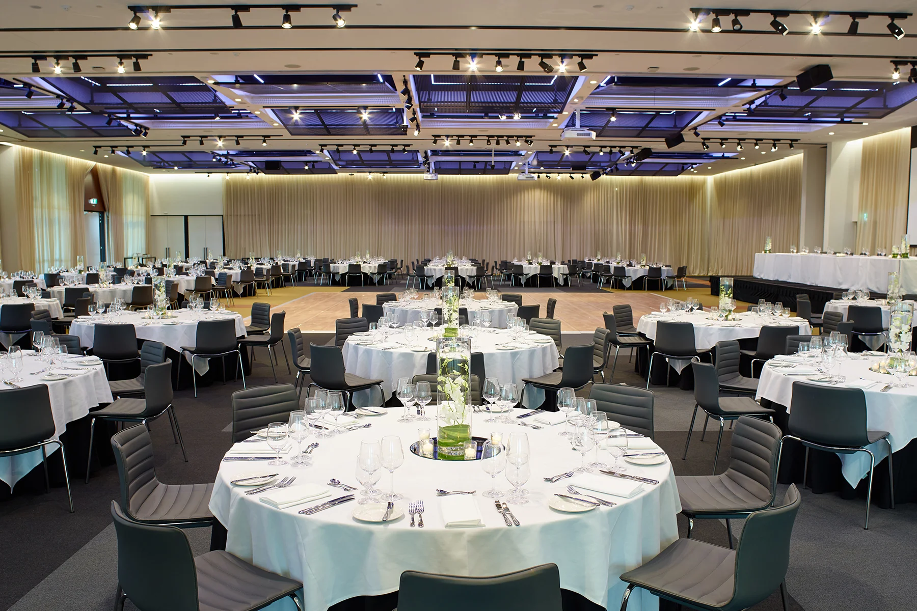 Hyatt Place Melbourne Wedding.jpg