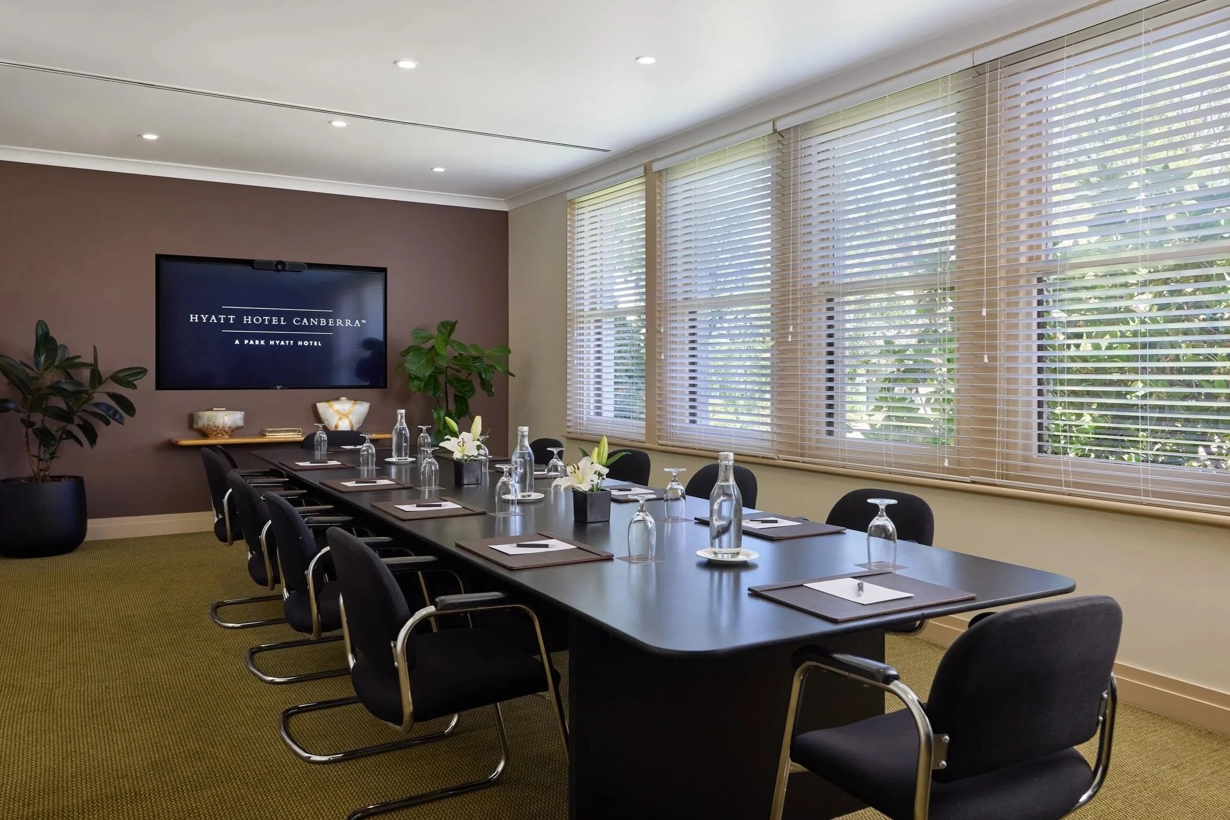 PHC_Events_BusinessCentre_Boardroom_HiRes.jpg