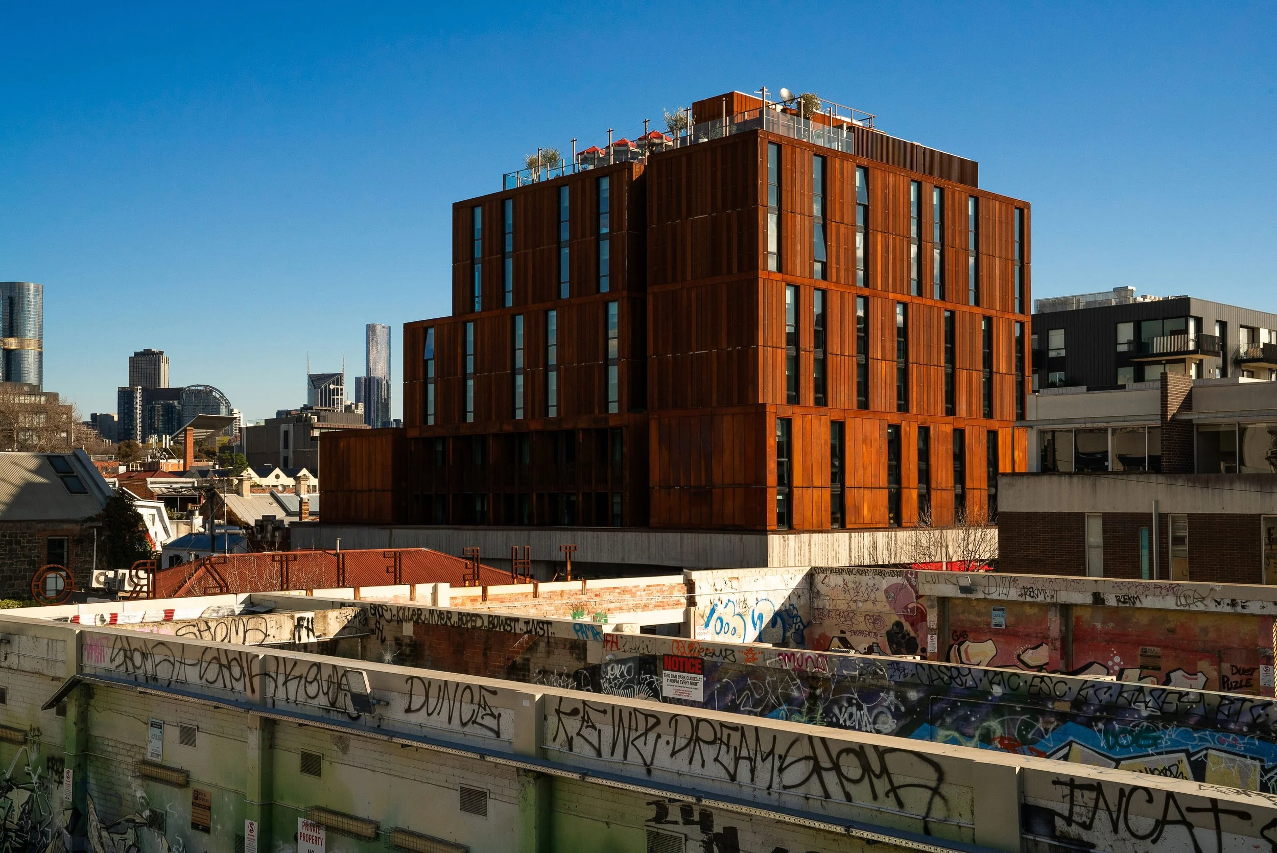 MELSX-P0002-Hotel-Exterior.jpg