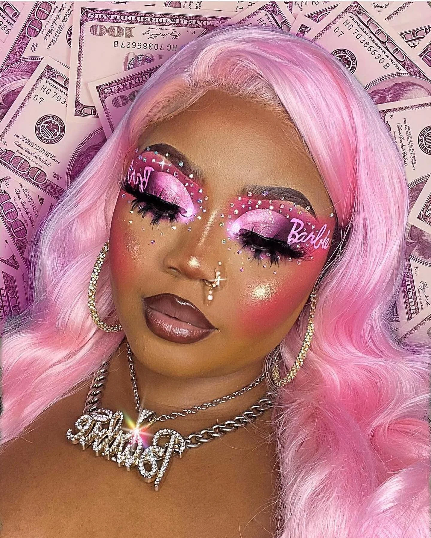 Barbie vibes with our girl @iamkaylabeauty wearing our Girl Boss - Multi-purpose shimmer powder - that glow is mesmerising ✨😱😱😱😩