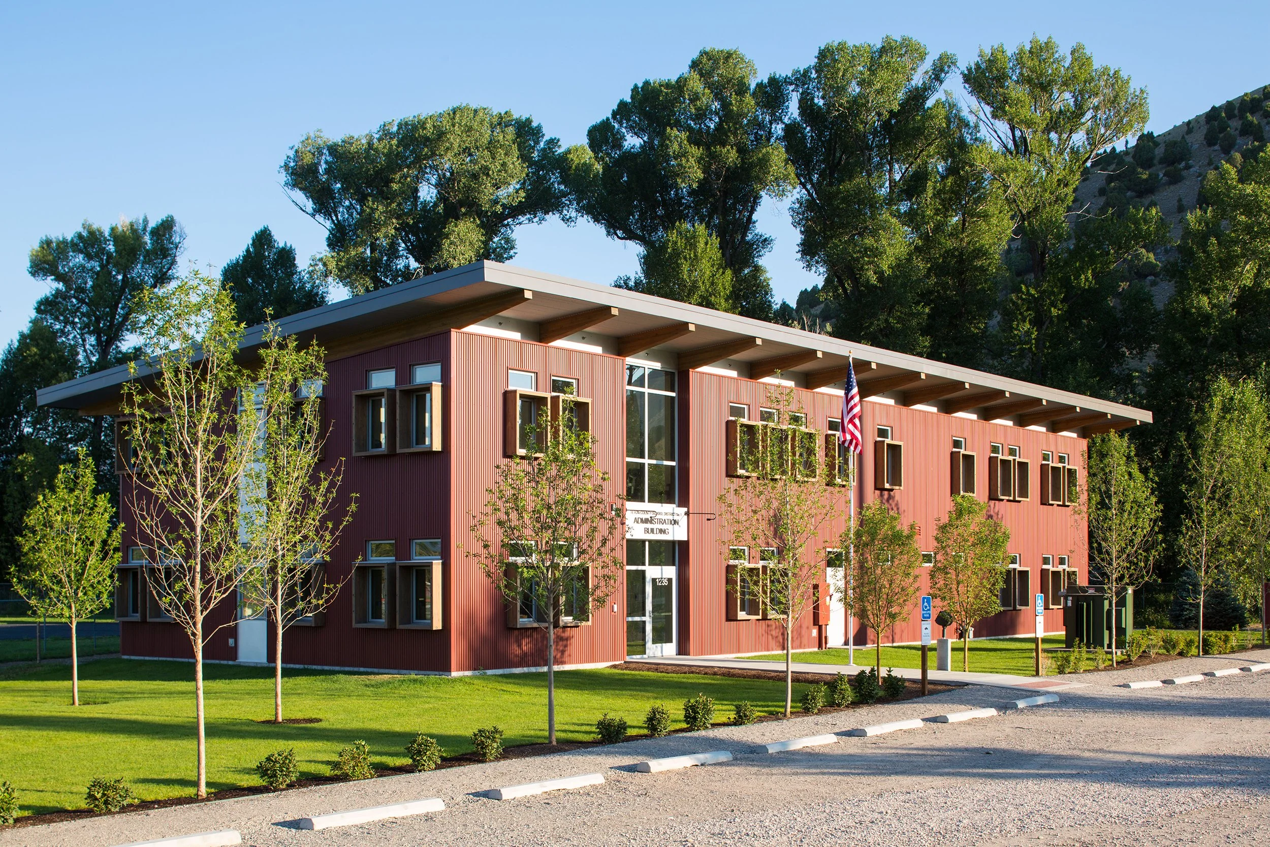 Ward_Blake_Architects_TCSD_Admin_Building_Exterior_Front_Entrance.jpg
