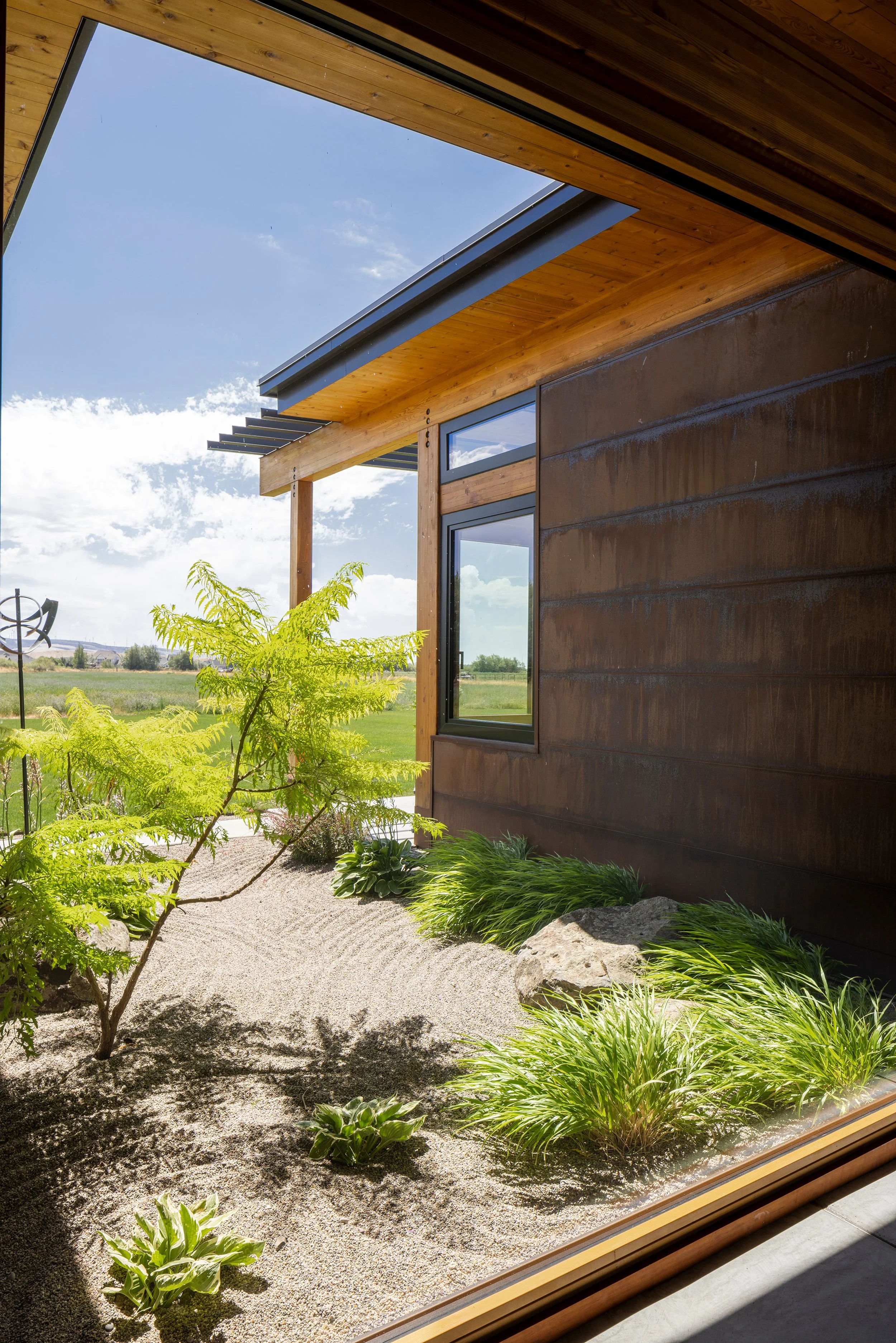 Ward_Blake_Architects_Hay_Shed_Residence_Exterior_Zen_Garden.jpg