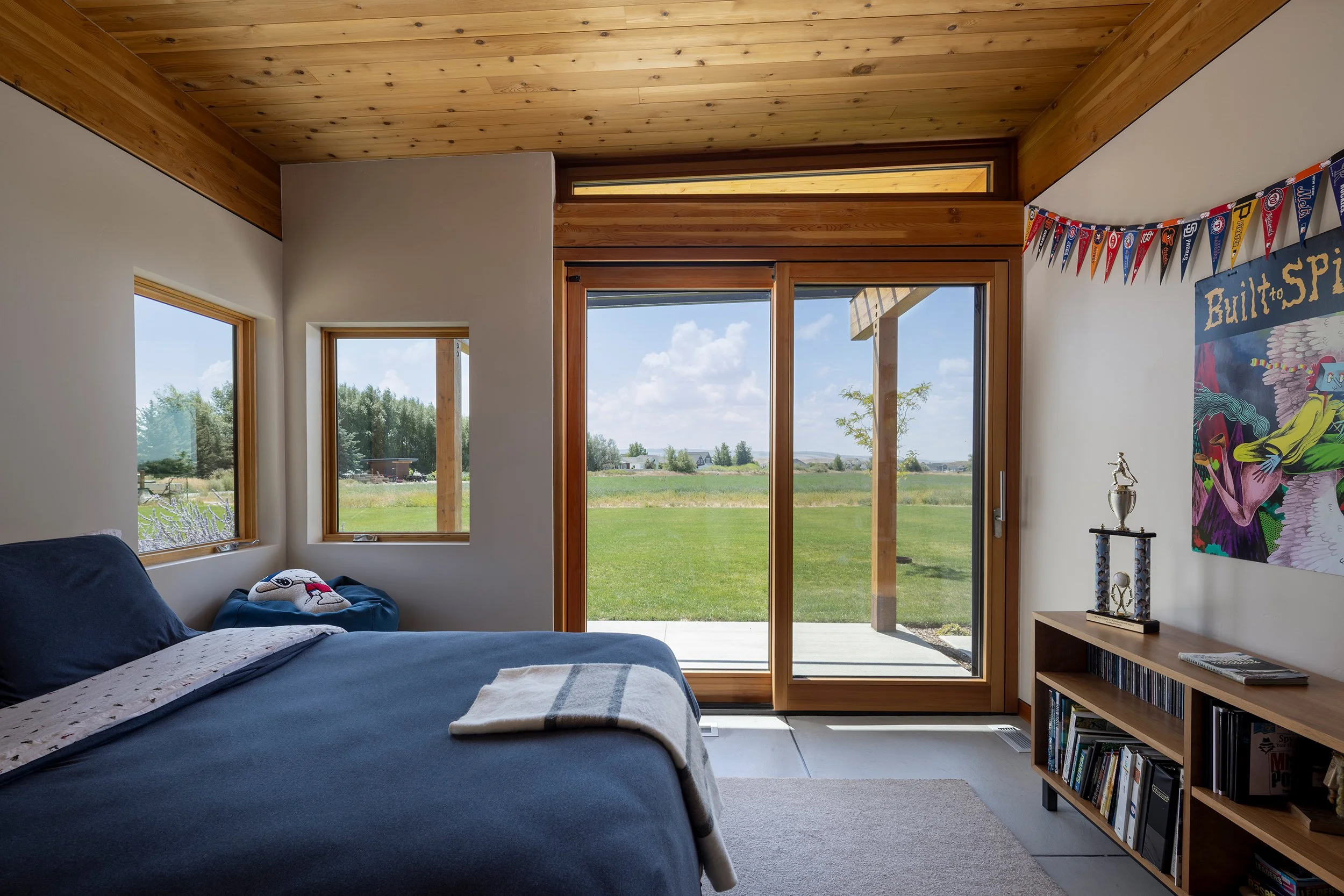 Ward_Blake_Architects_Hay_Shed_Residence_Interior_Bedroom_View.jpg