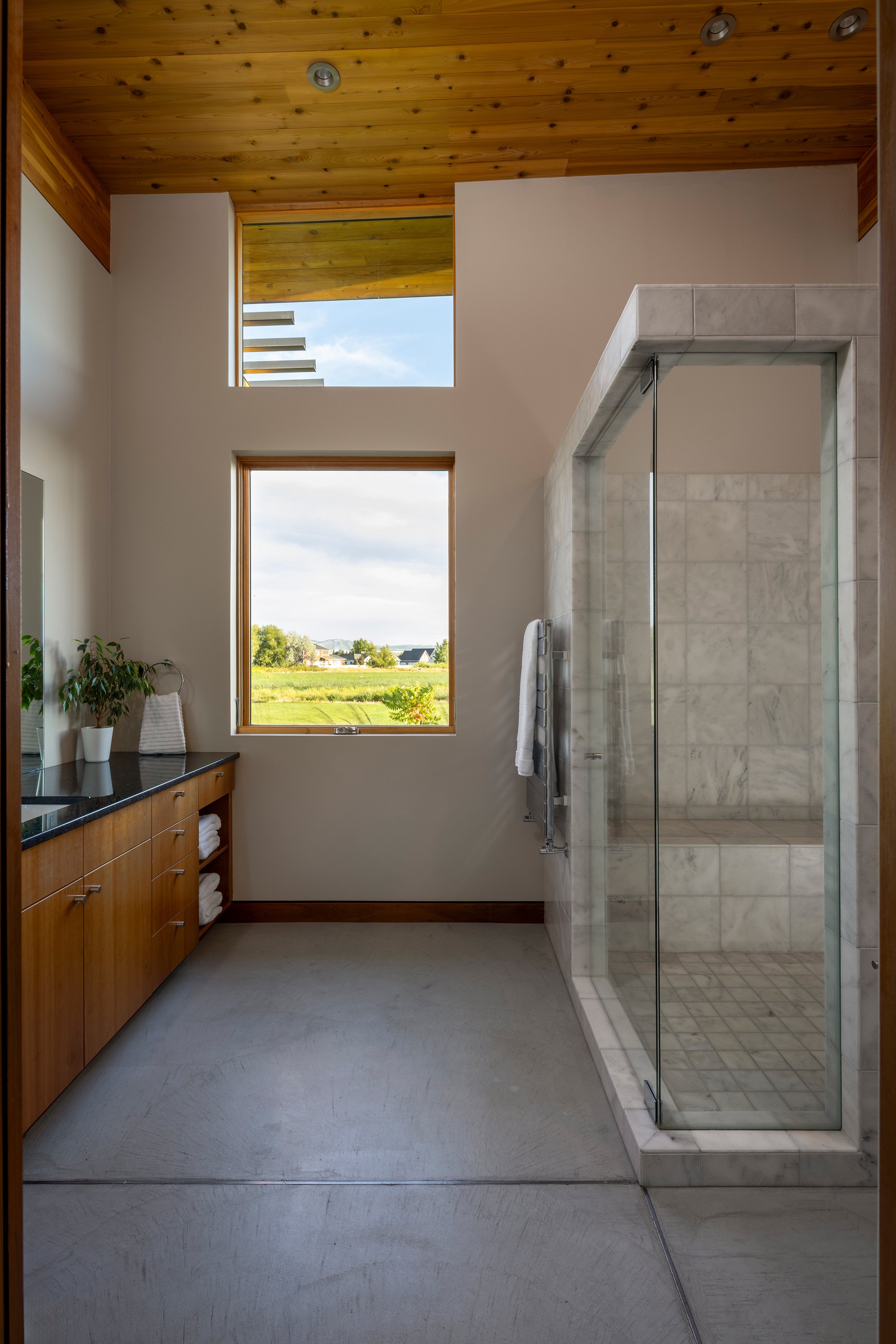 Ward_Blake_Architects_Hay_Shed_Residence_Interior_Primary_Bathroom.jpg