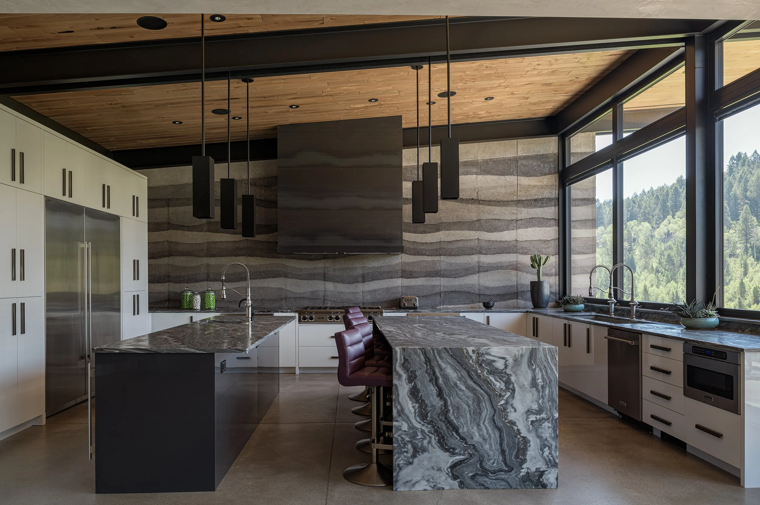 Ward_Blake_Architects_Freedom_Residence_Interior_Kitchen_View_Double_Island_Rammed_Earth_Wall_Details.jpg