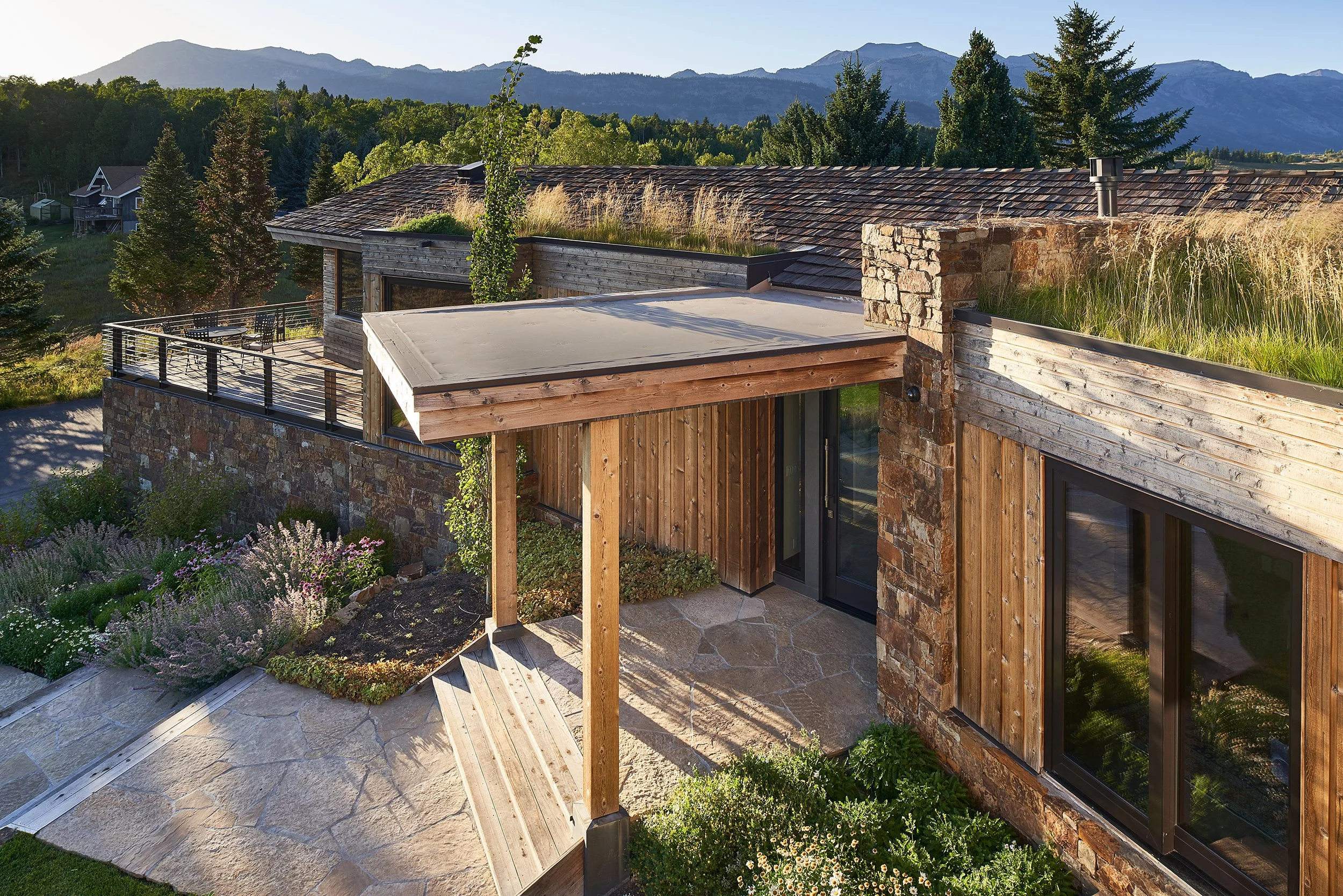 Ward_Blake_Architects_Skyline_Ranch_Exterior_Front_Entry_Detail.jpg