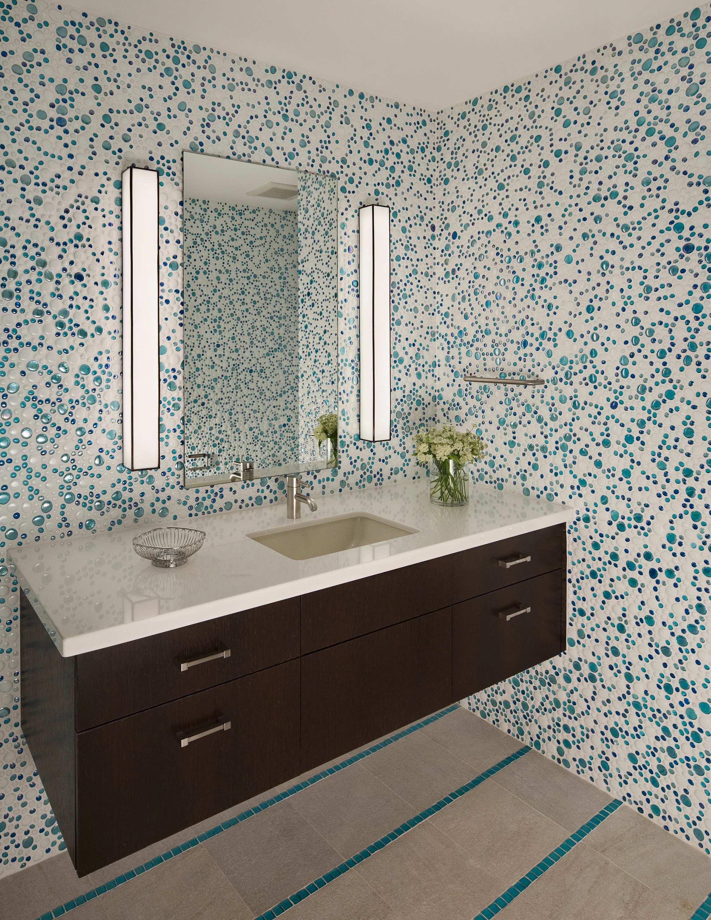 Green_Knoll_Residence_Luxury_Custom_Modern_Homes_Bathroom_Vanity.jpg