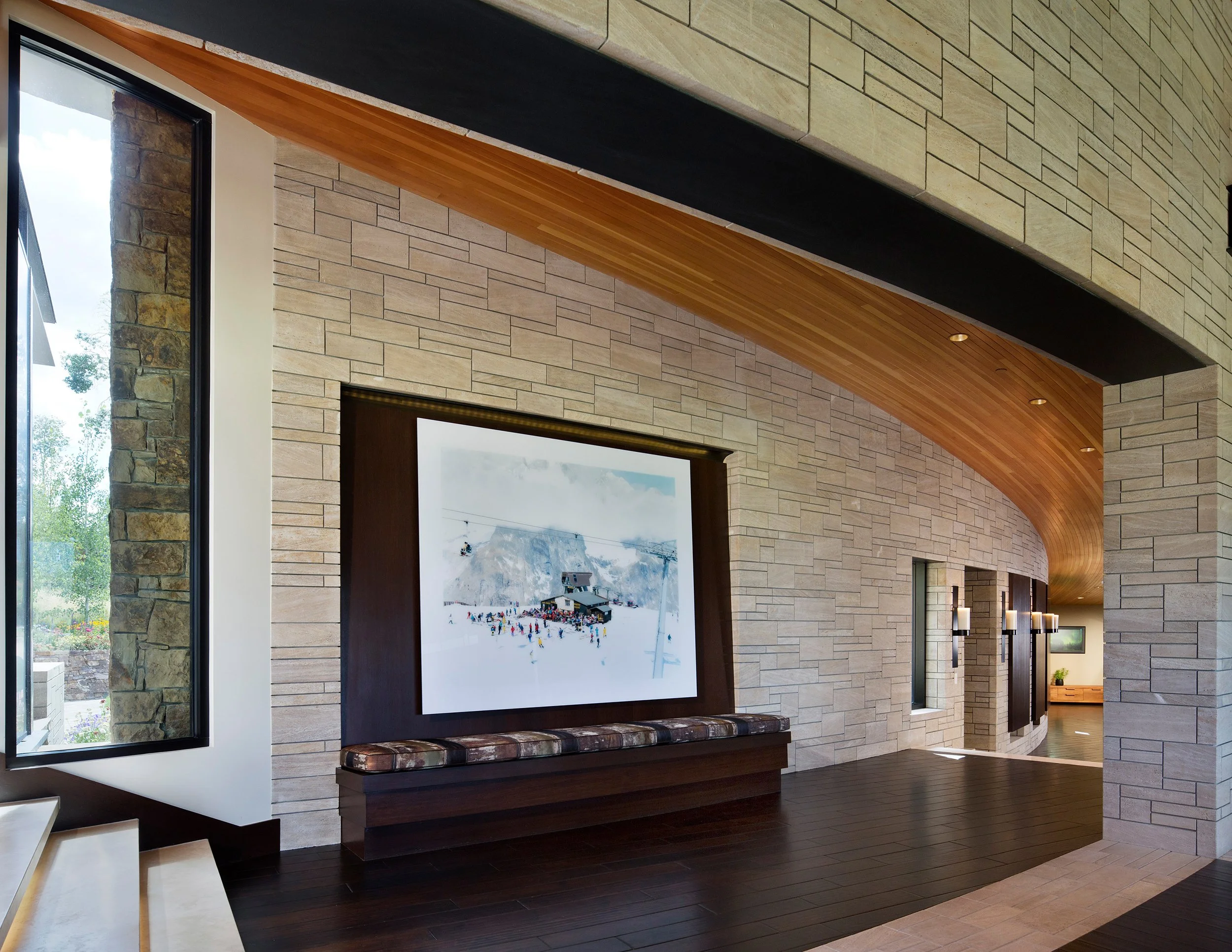 Green_Knoll_Residence_Luxury_Custom_Modern_Homes_Front_Entry.jpg