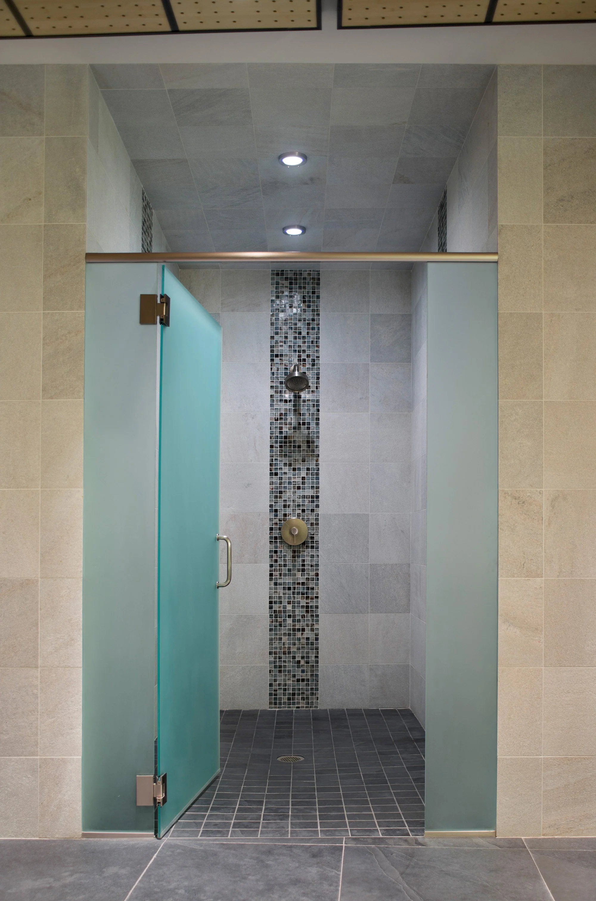 Green_Knoll_Residence_Luxury_Custom_Modern_Homes_Master_Shower.jpg