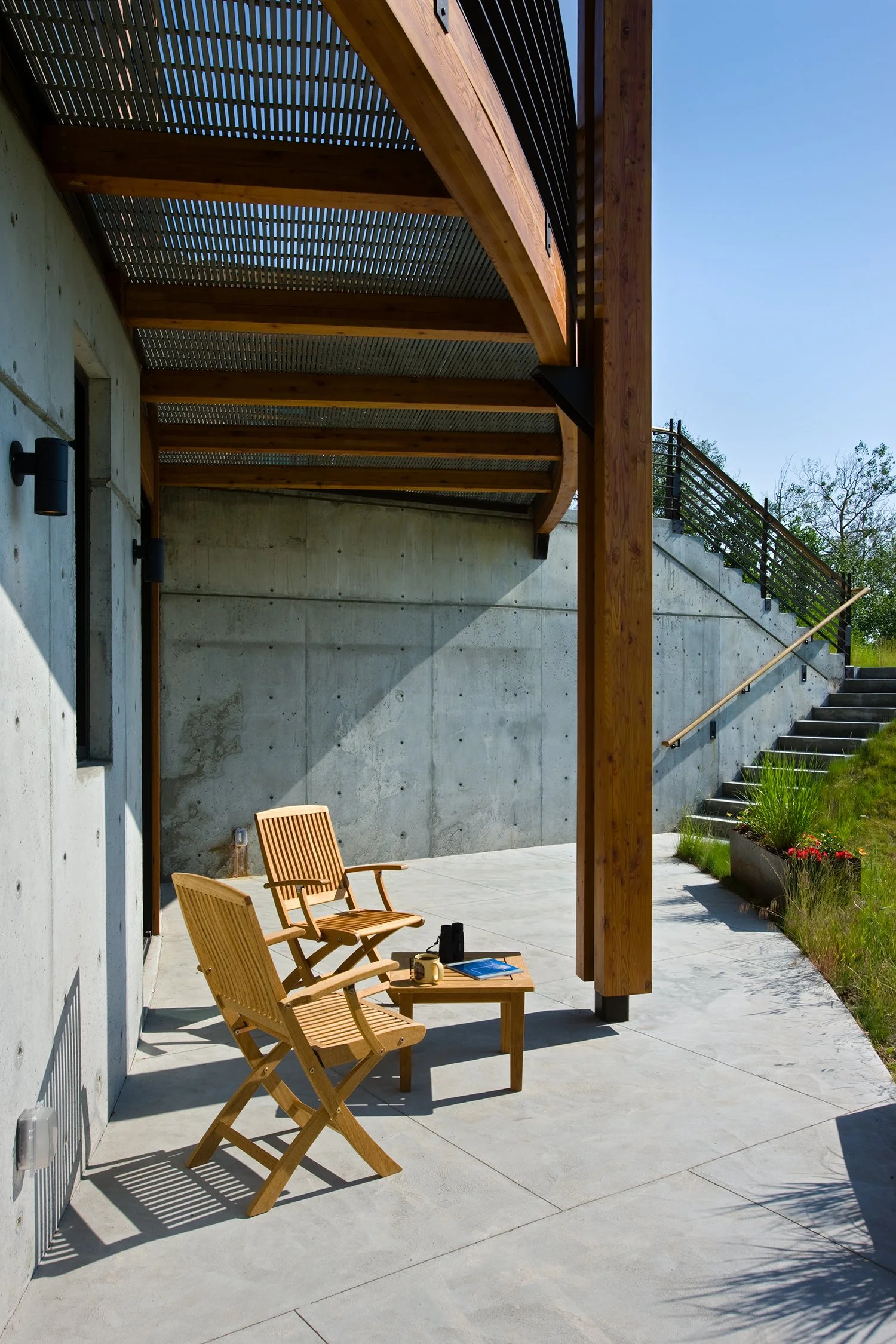 Ward_Blake_Architects_Landes_Residence_Exterior_Basement_Porch.jpg