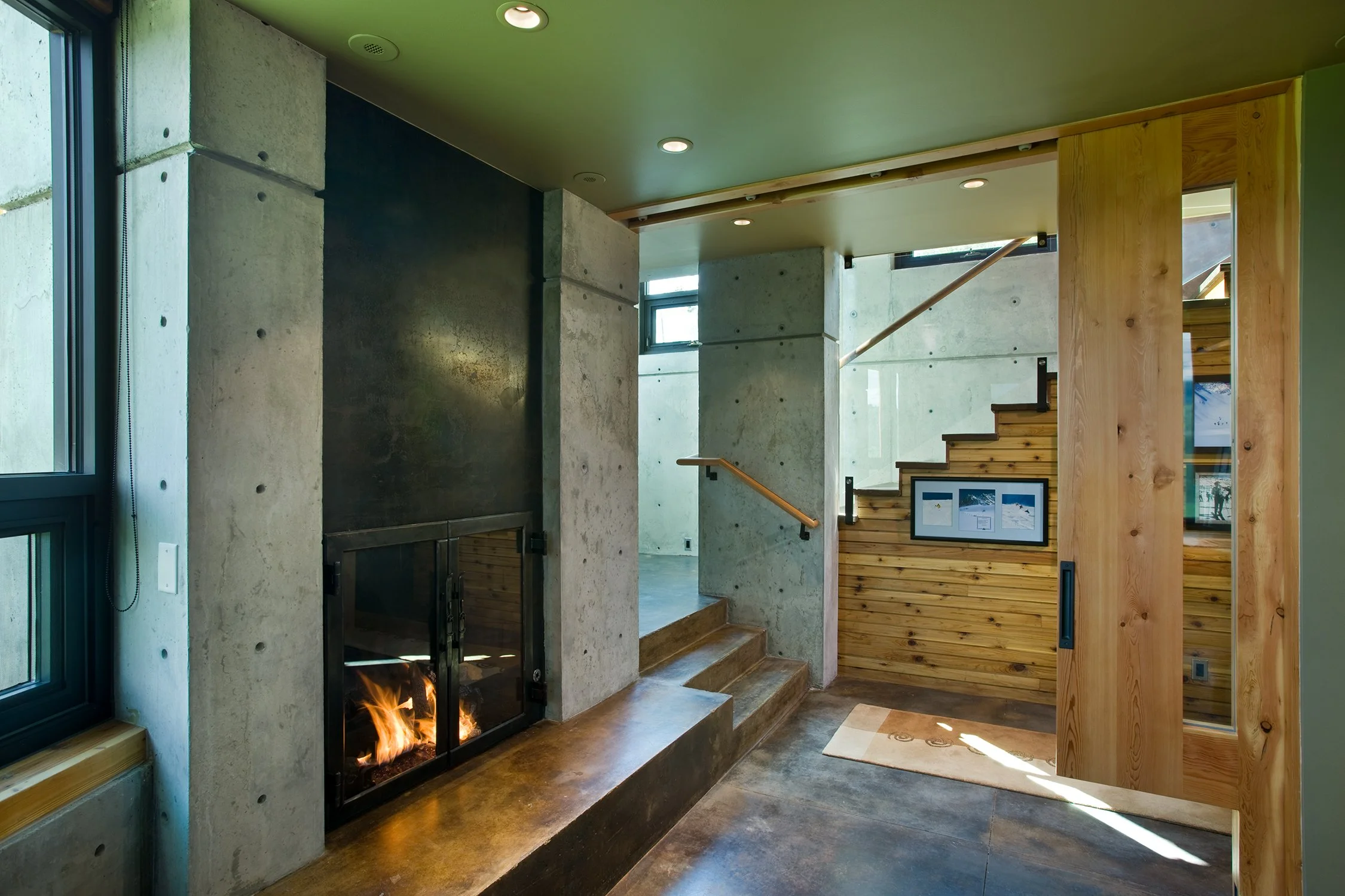Ward_Blake_Architects_Landes_Residence_Fireplace_Office_Door_Detail_Open.jpg
