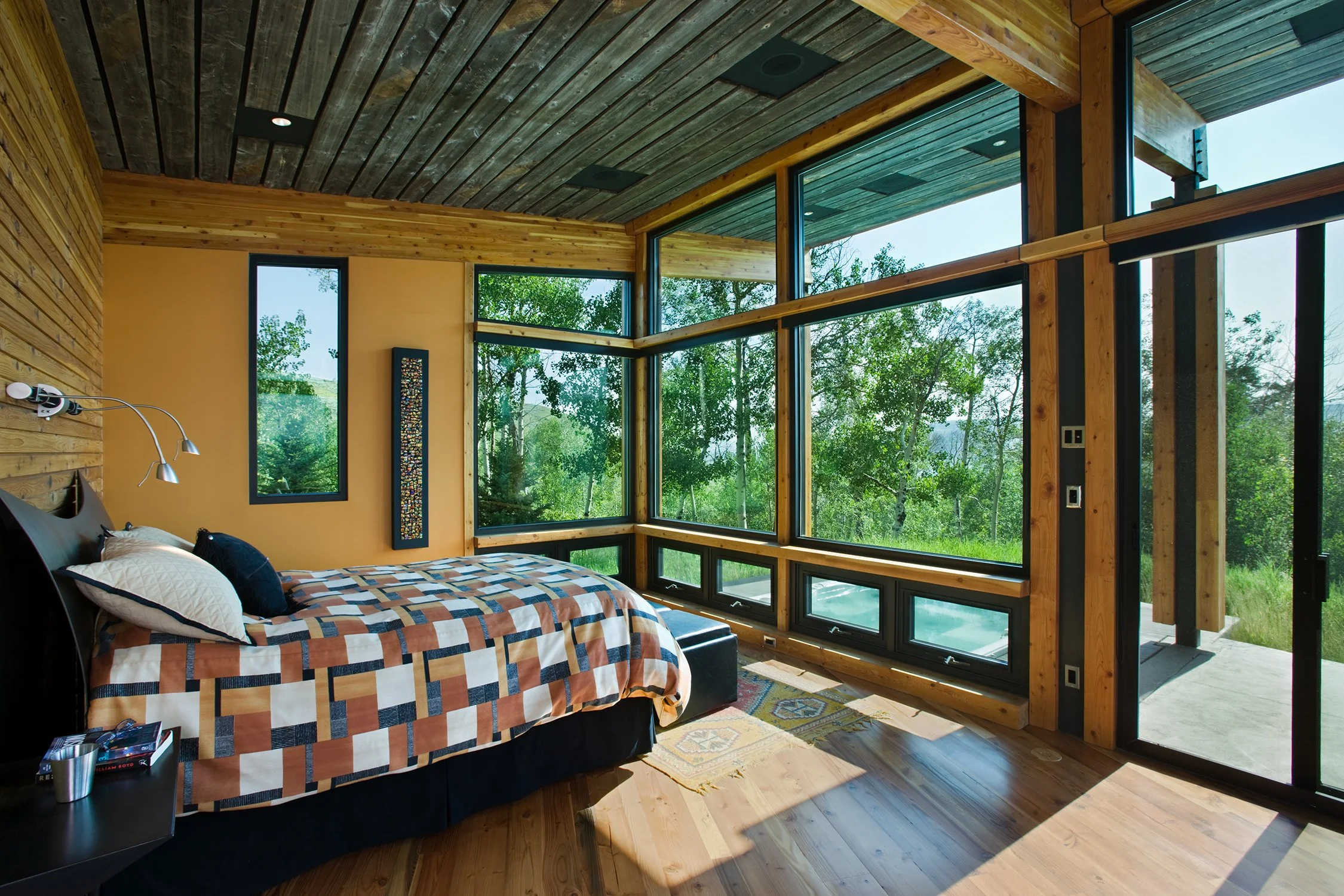 Ward_Blake_Architects_Landes_Residence_Primary_Bedroom_Views.jpg