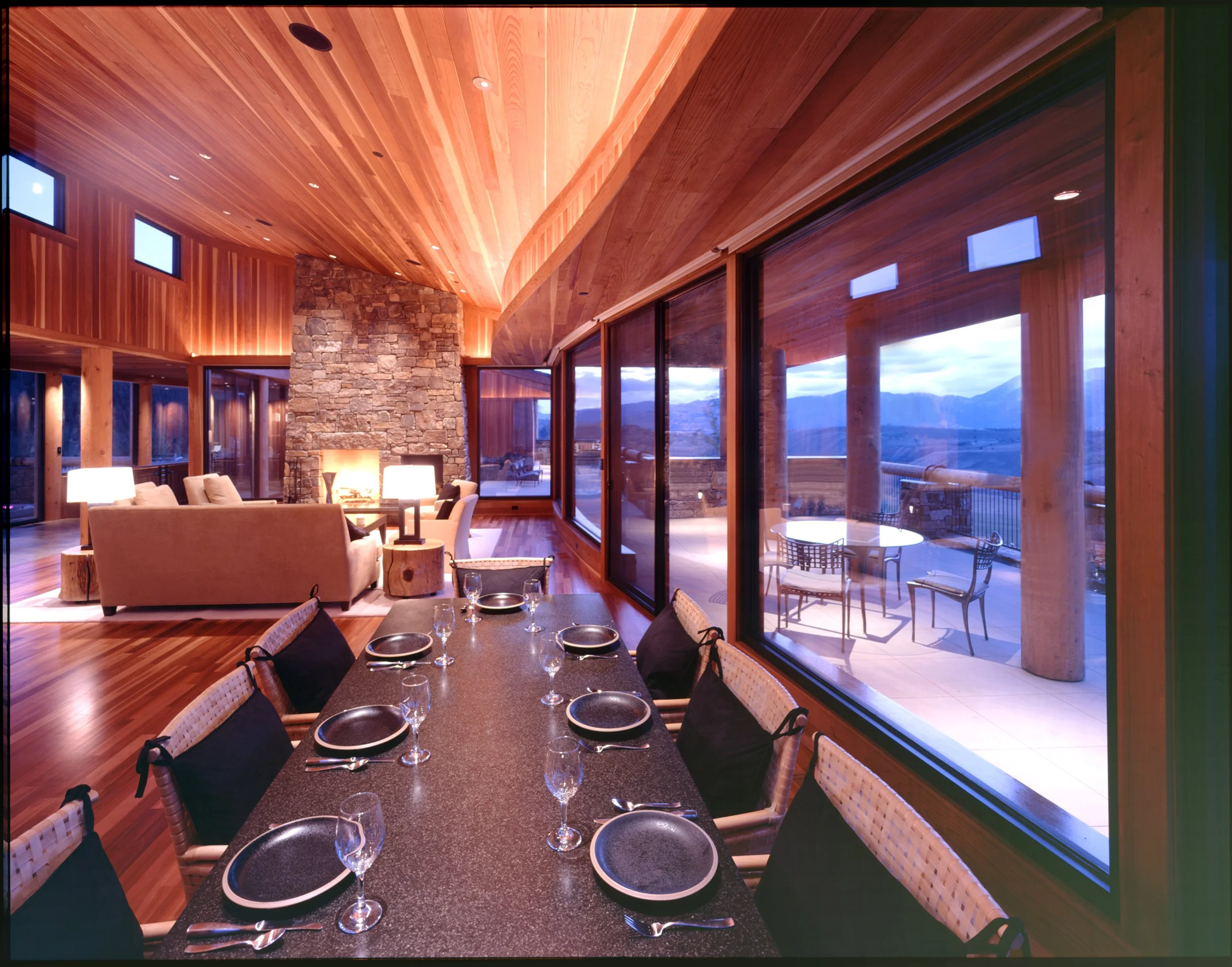 Ward_Blake_Architects_Aman_14_Interior_Dining_Living_Room.jpg