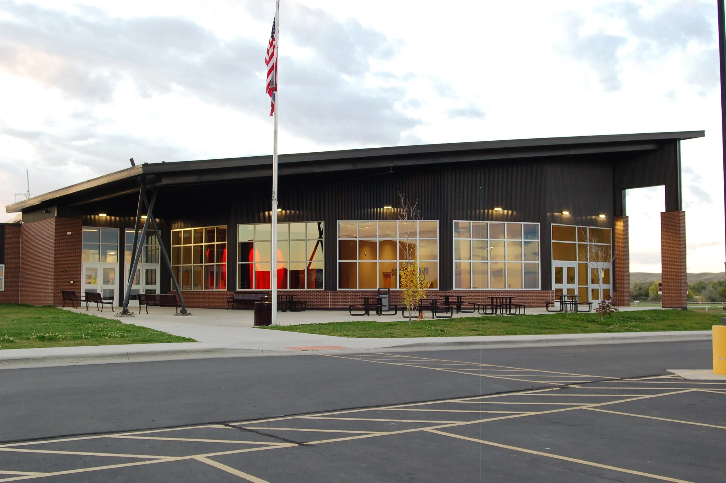 Ward_Blake_Architects_Fort_Washakie_High_School_Exterior_Entry_Twilight_3.jpg