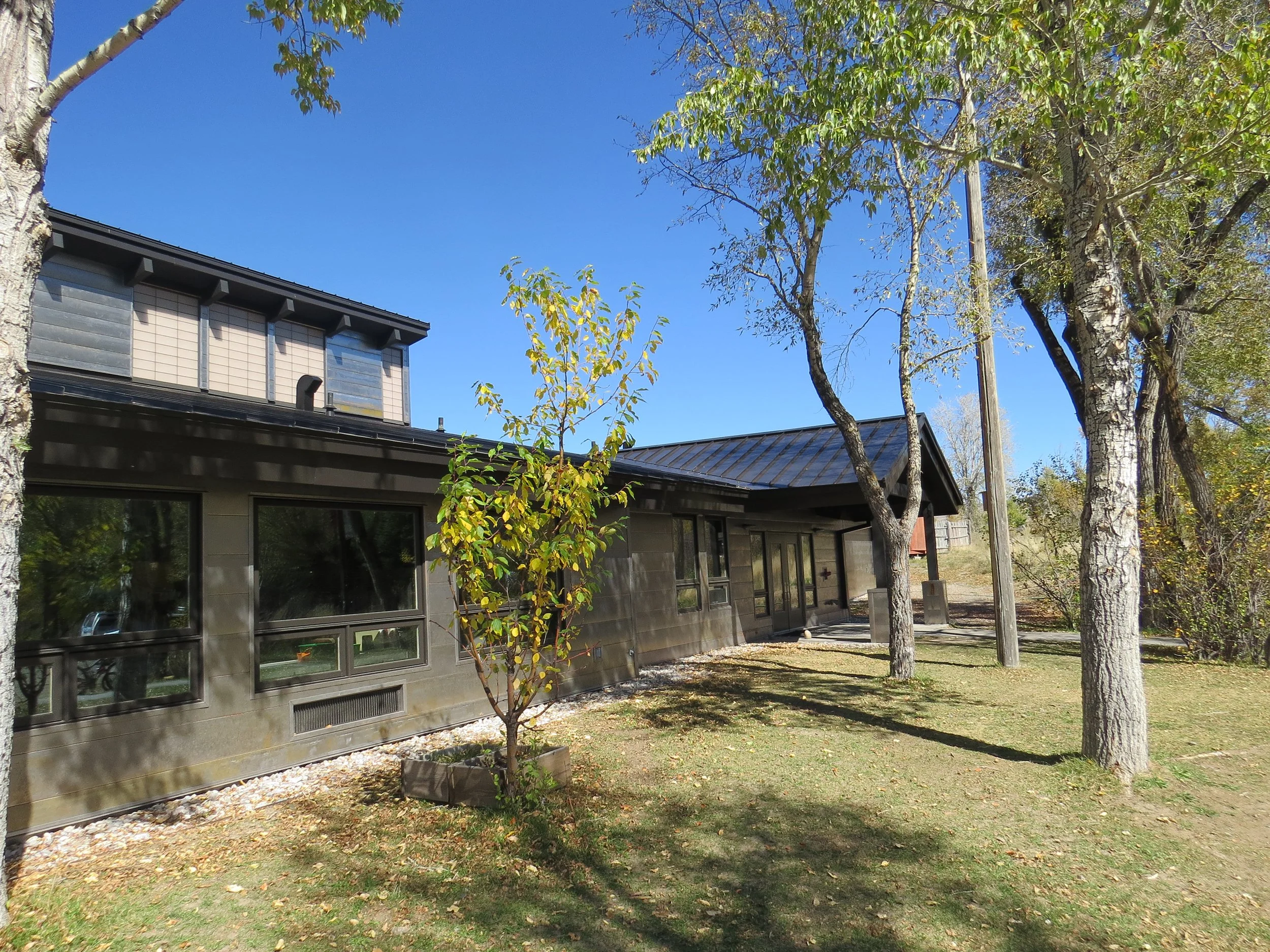 Ward_Blake_Architects_Kelly_School_Renovation_Exterior_Front_Entrance.jpg