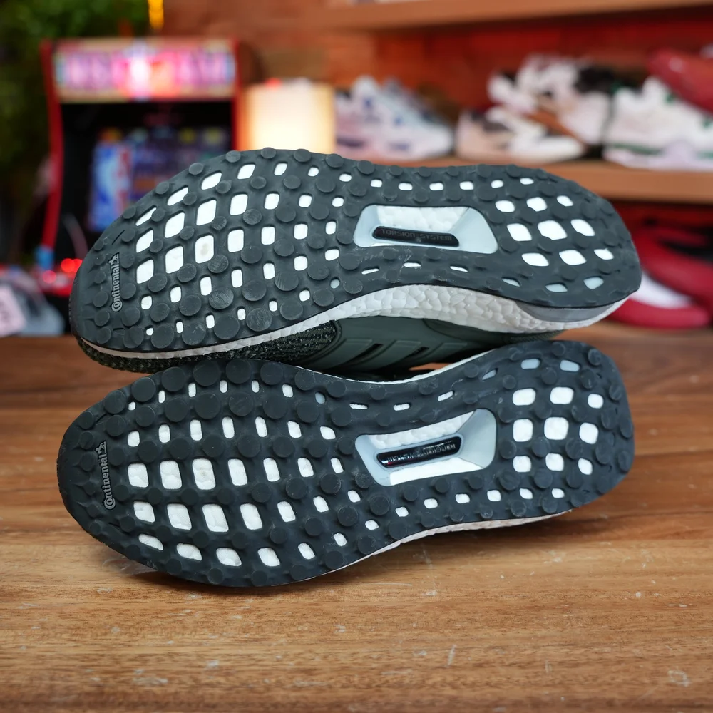 adidas gazelle silver green womens adidas Ultraboost 3.0 Trace Cargo – holysoles.shop main image 1