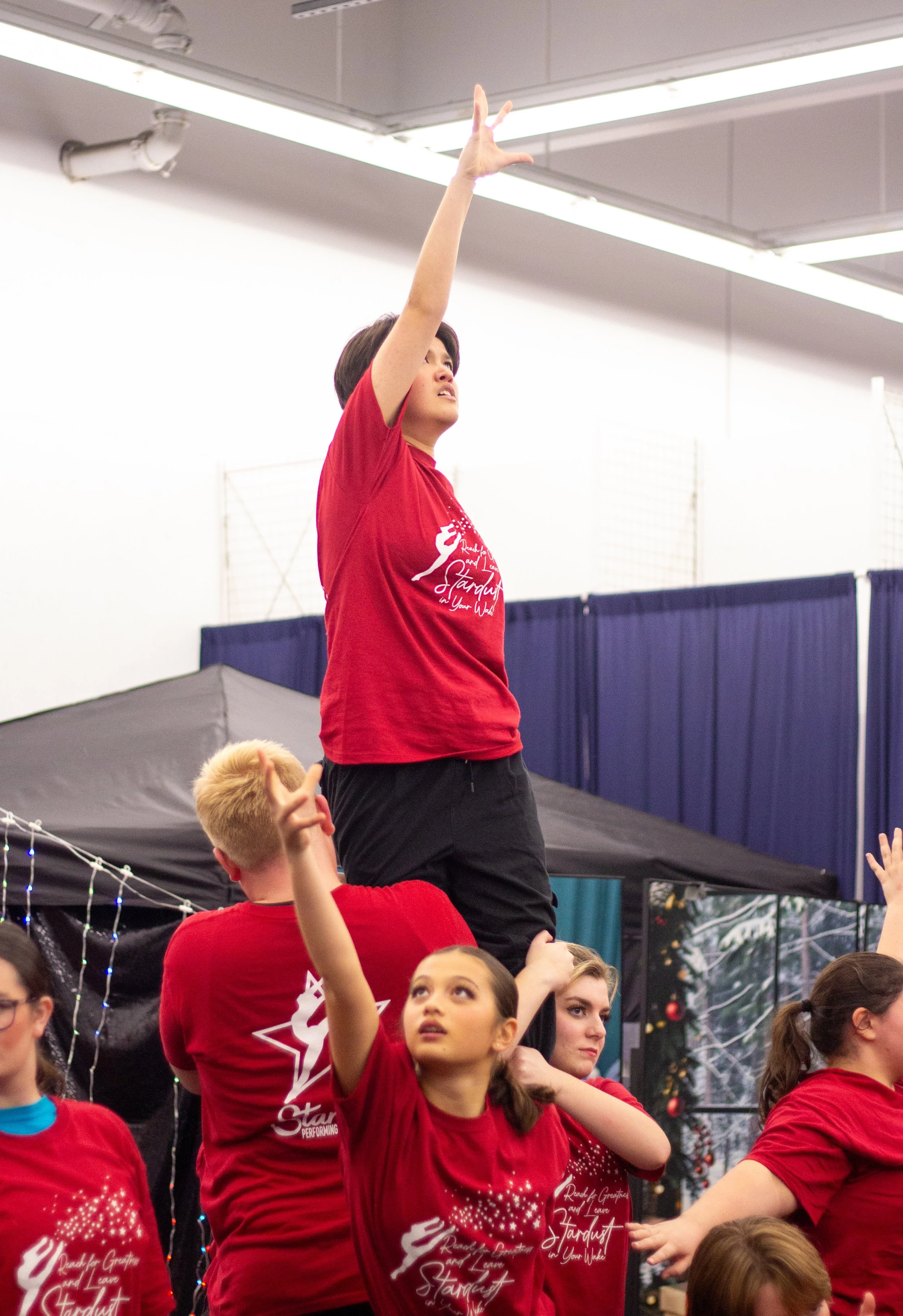STARLIGHT_HOLIDAY_FEST_JGPHOTO_DEC21-037.jpg