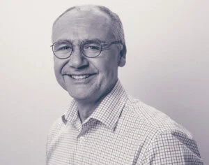 F103 How are smart garments making remote patient monitoring comfortable? (Laurent Vandebrouck, Chronolife)