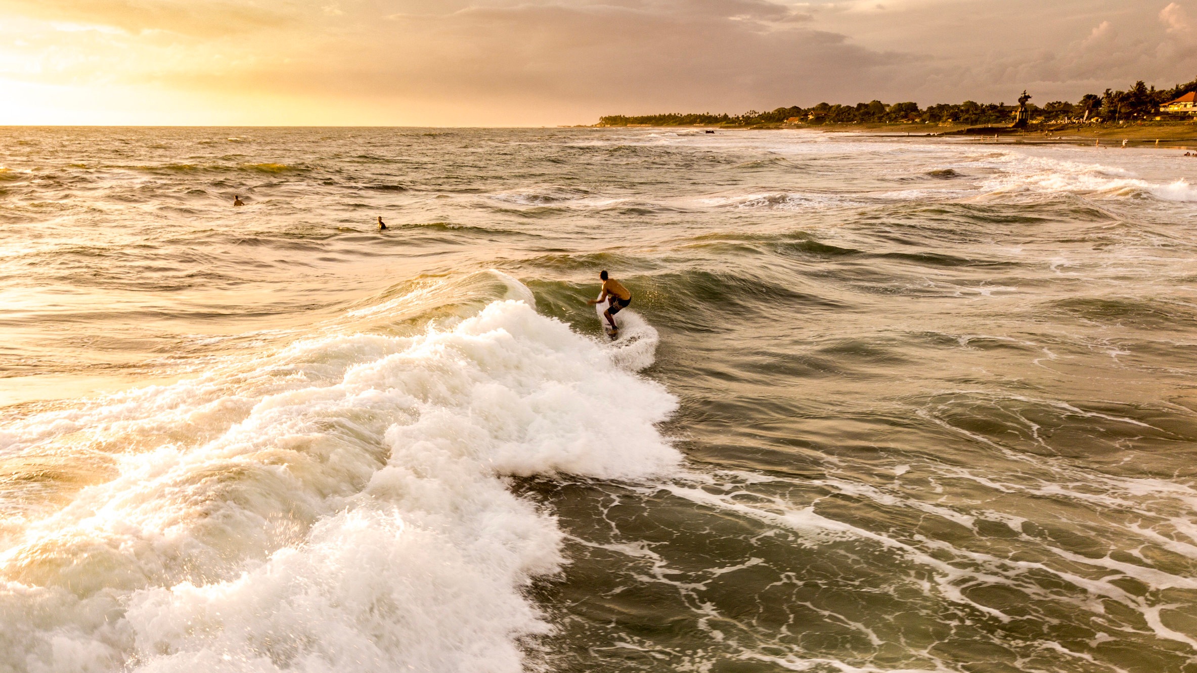 Positive Nostalgia and Gratitude