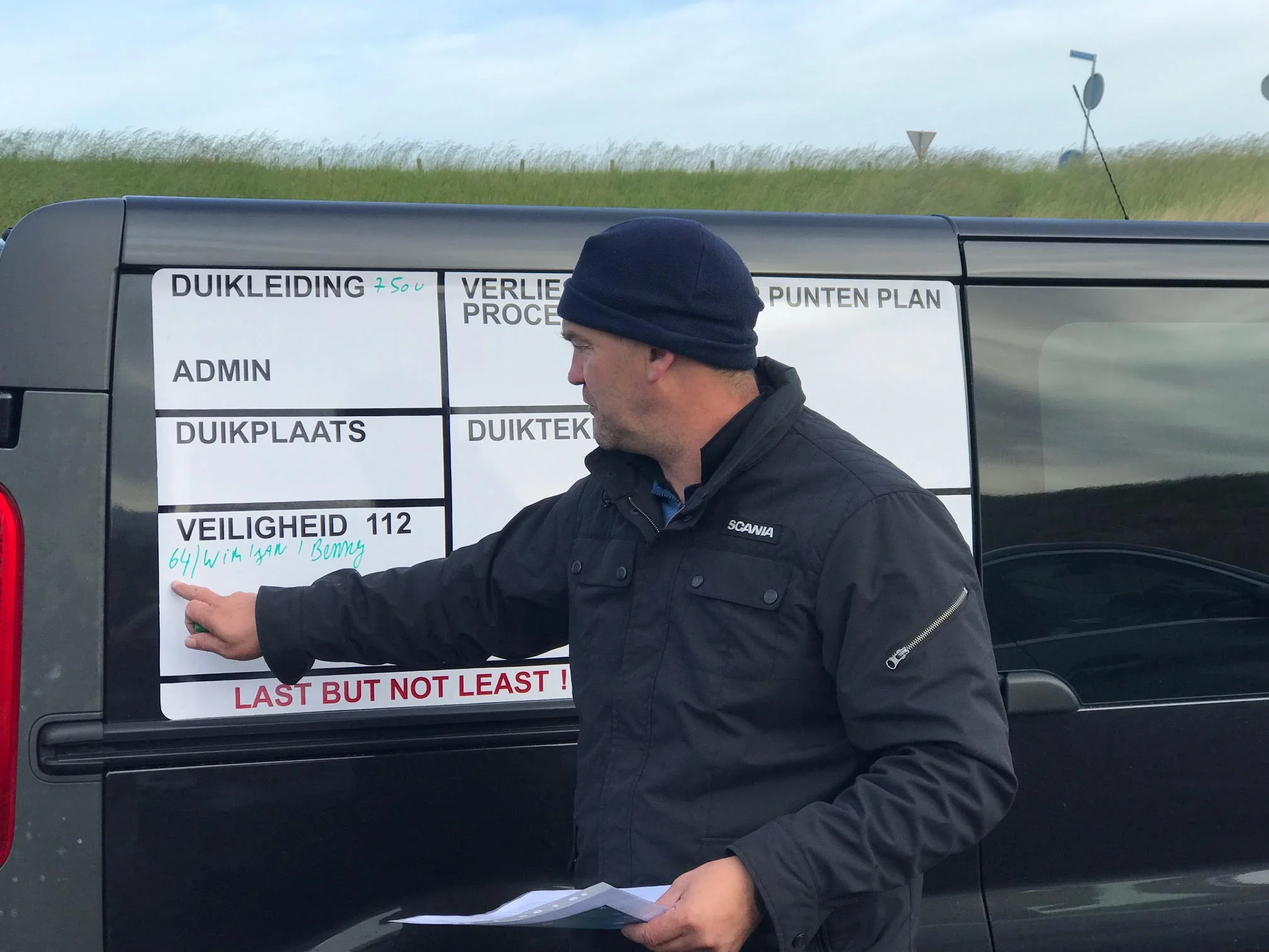 briefing.jpg