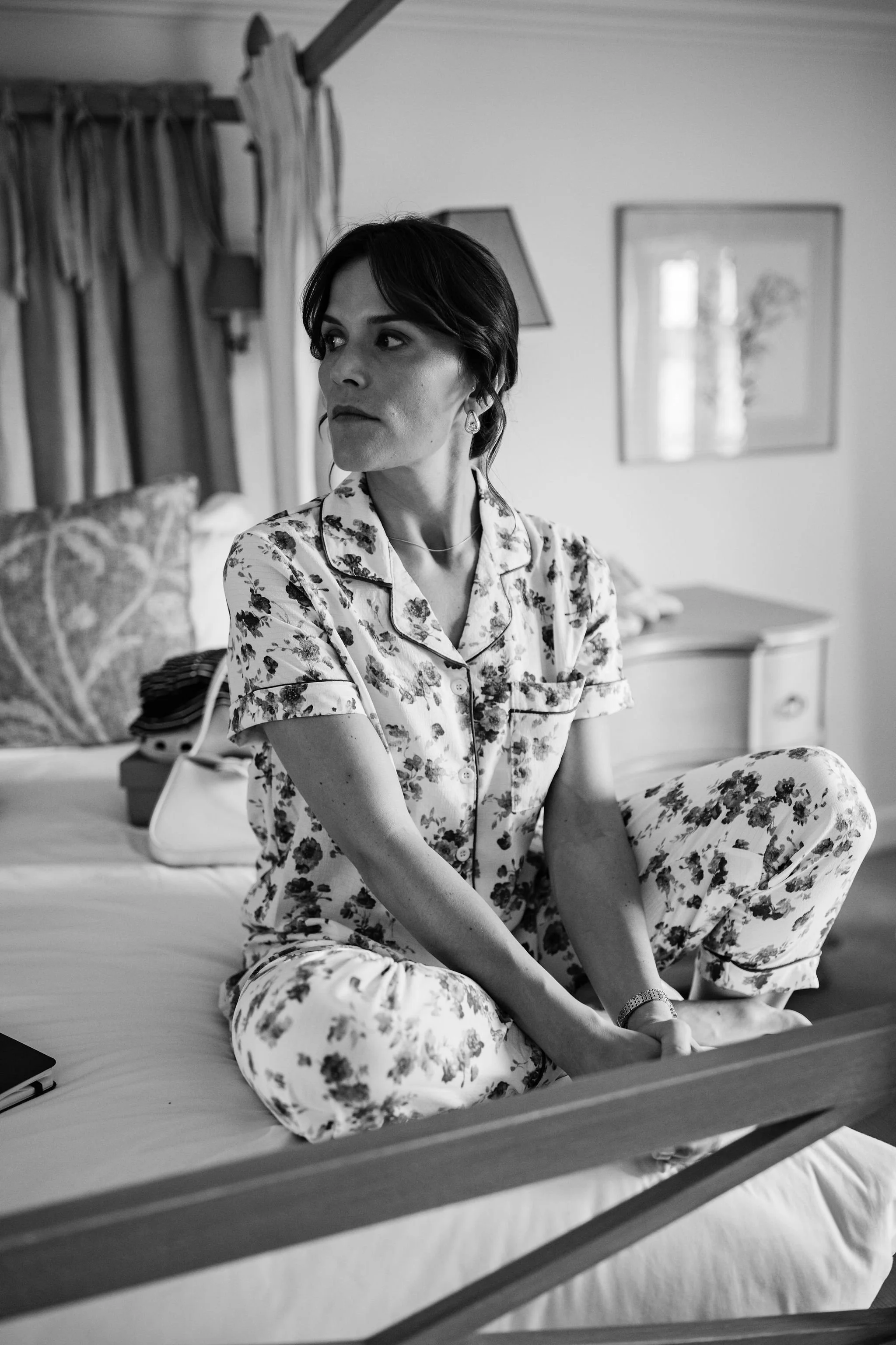 Timeless- authentic-wedding-photography-luxuryfeel-theoldhallely13.jpg