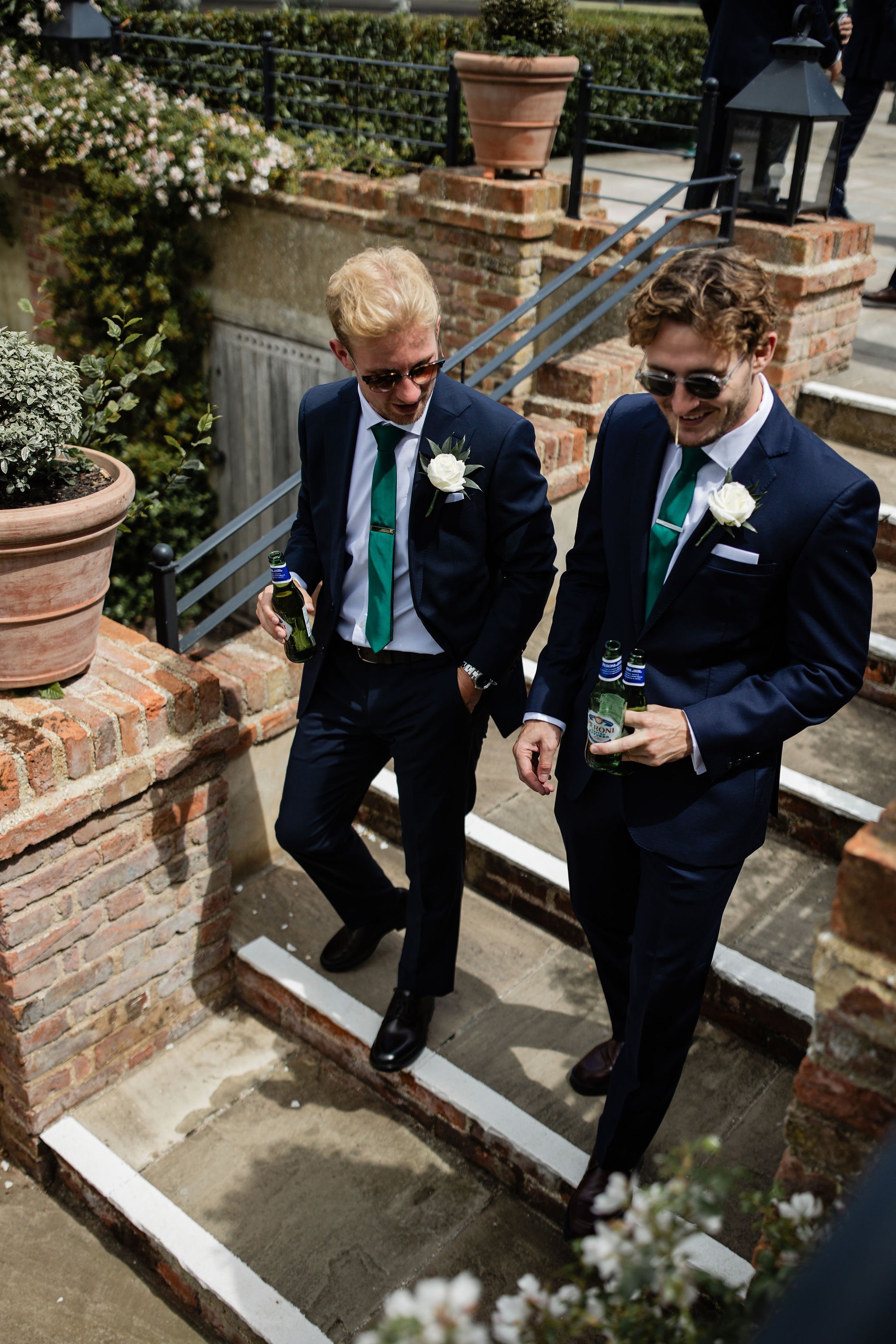 Timeless- authentic-wedding-photography-luxuryfeel-theoldhallely17.jpg