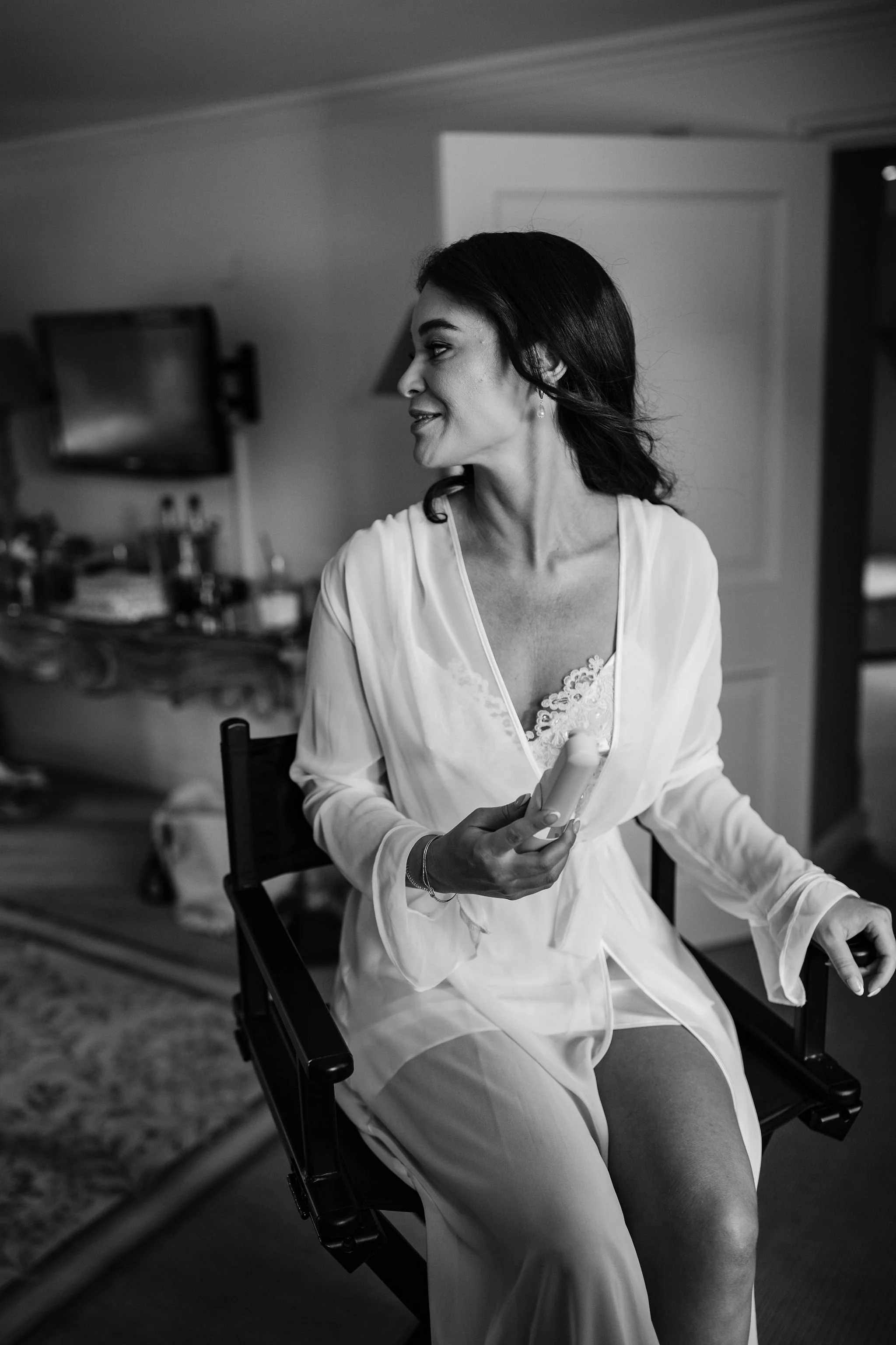 Timeless- authentic-wedding-photography-luxuryfeel-theoldhallely20.jpg