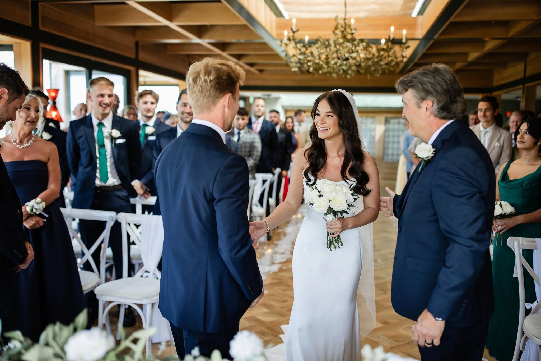 Timeless- authentic-wedding-photography-luxuryfeel-theoldhallely49.jpg