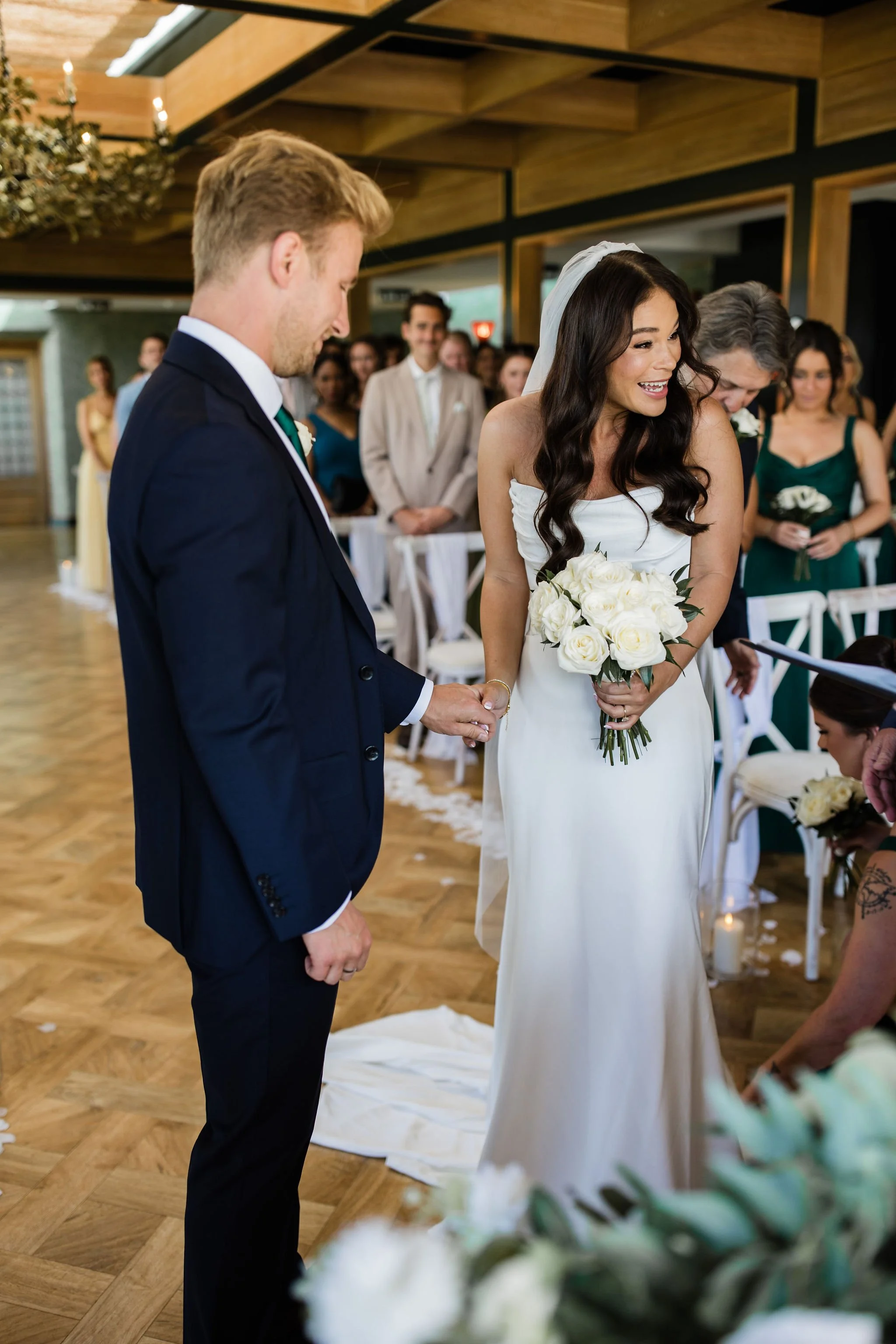 Timeless- authentic-wedding-photography-luxuryfeel-theoldhallely50.jpg