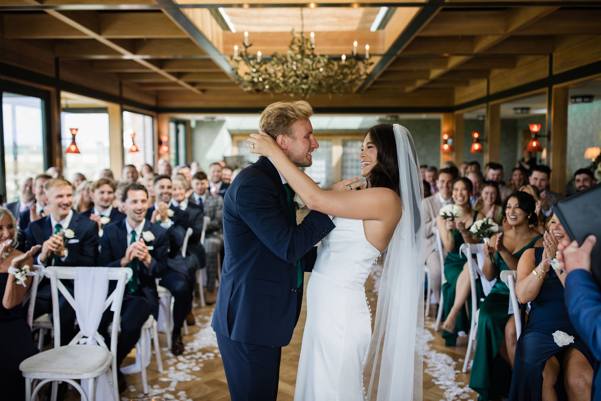 Timeless- authentic-wedding-photography-luxuryfeel-theoldhallely58.jpg