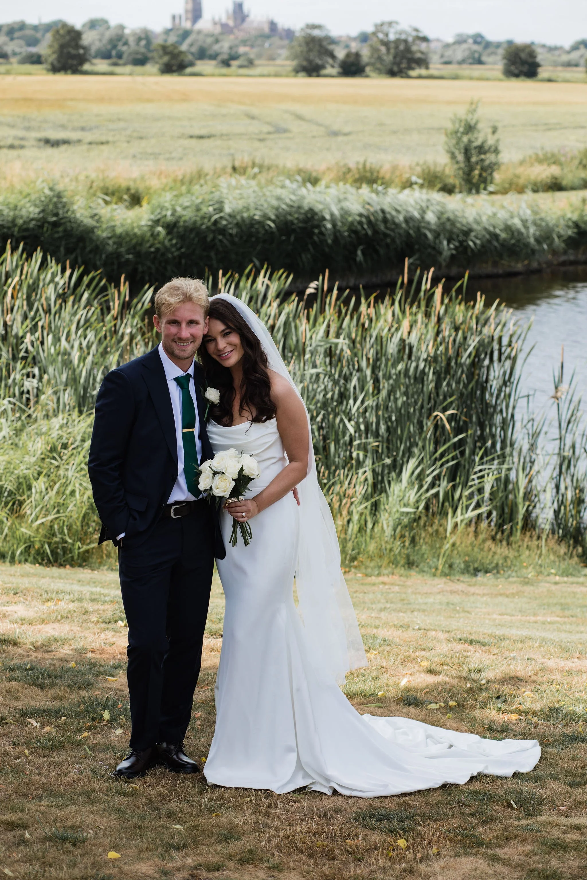 Timeless- authentic-wedding-photography-luxuryfeel-theoldhallely76.jpg