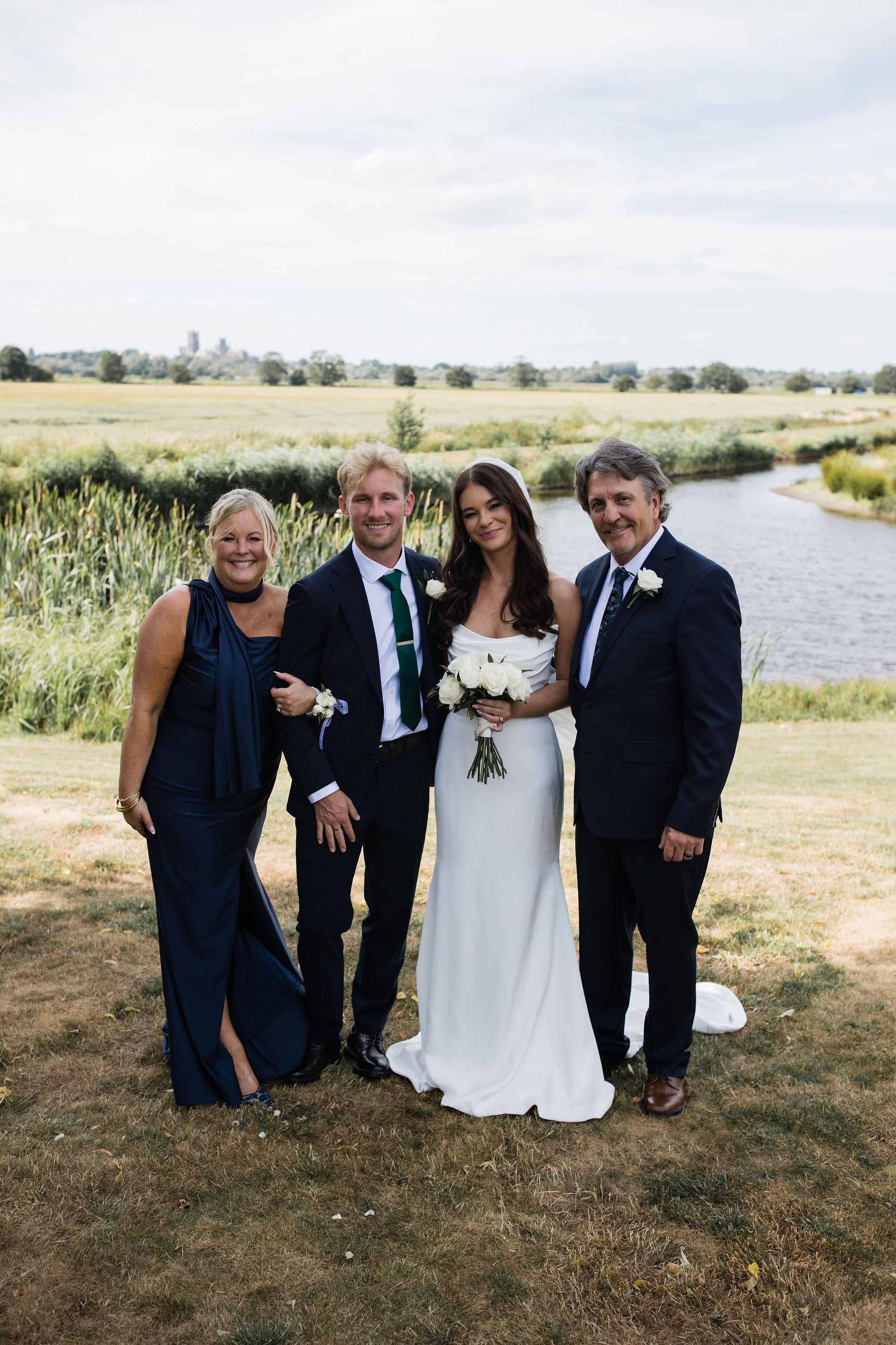 Timeless- authentic-wedding-photography-luxuryfeel-theoldhallely77.jpg