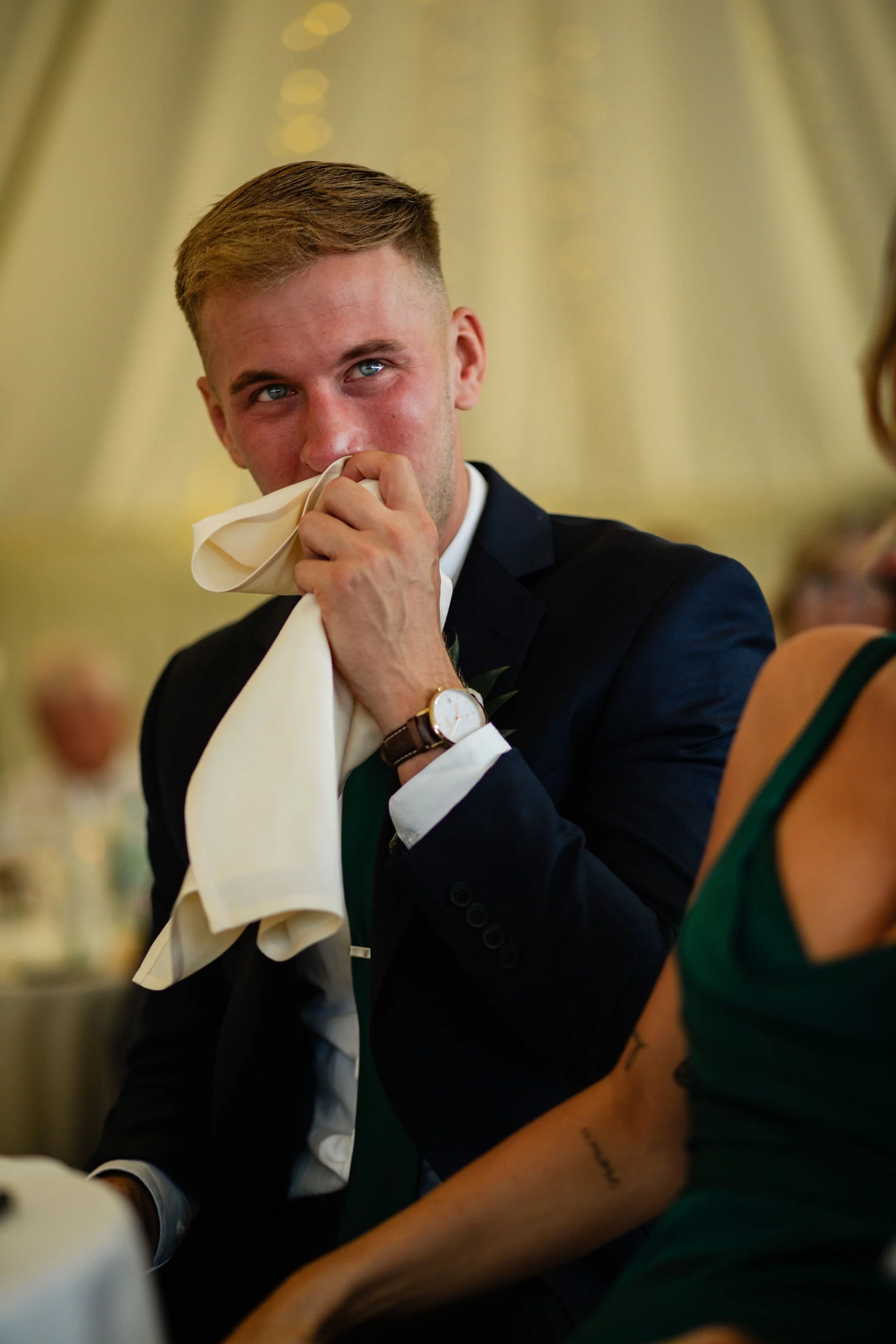 Timeless- authentic-wedding-photography-luxuryfeel-theoldhallely106.jpg