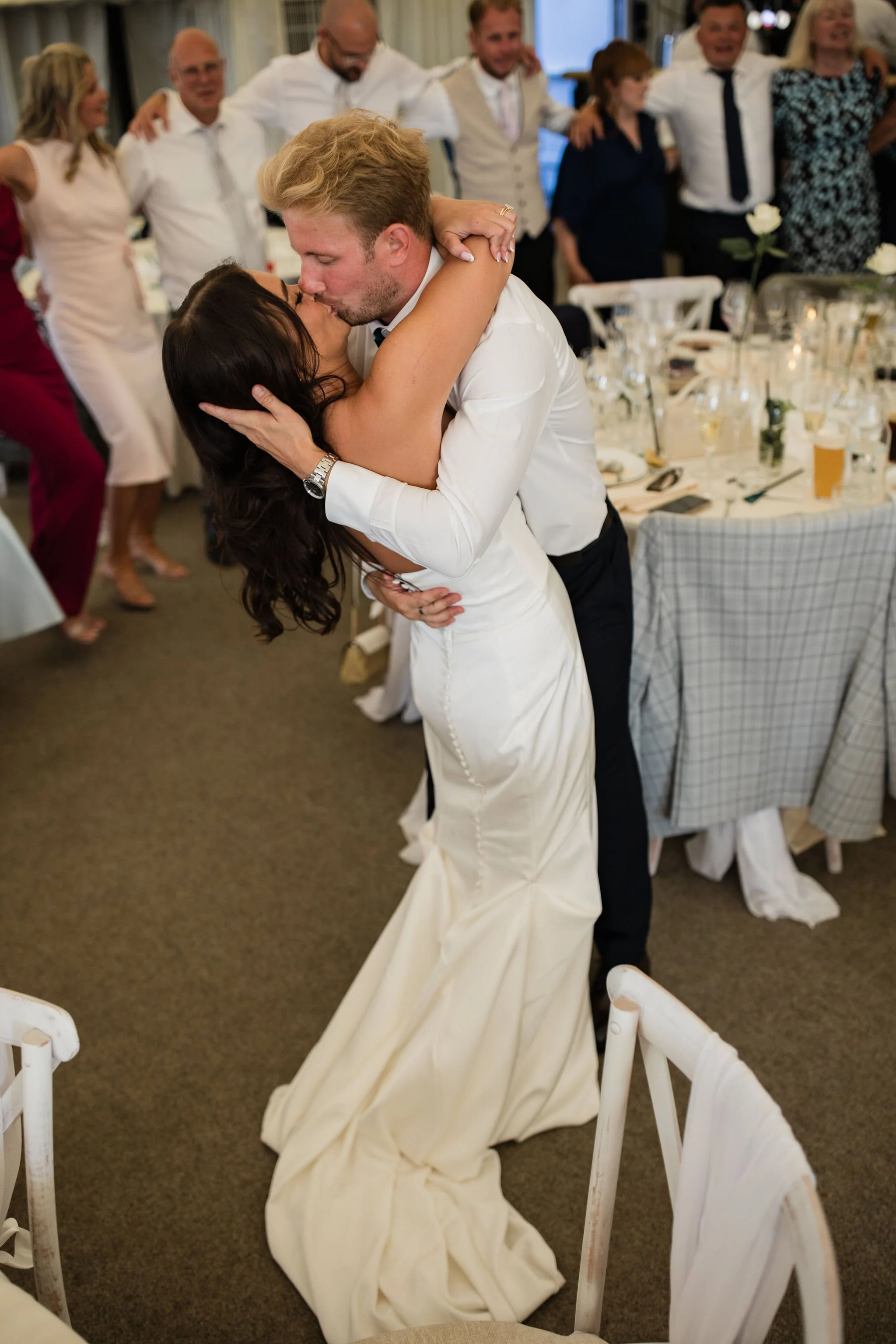 Timeless- authentic-wedding-photography-luxuryfeel-theoldhallely116.jpg