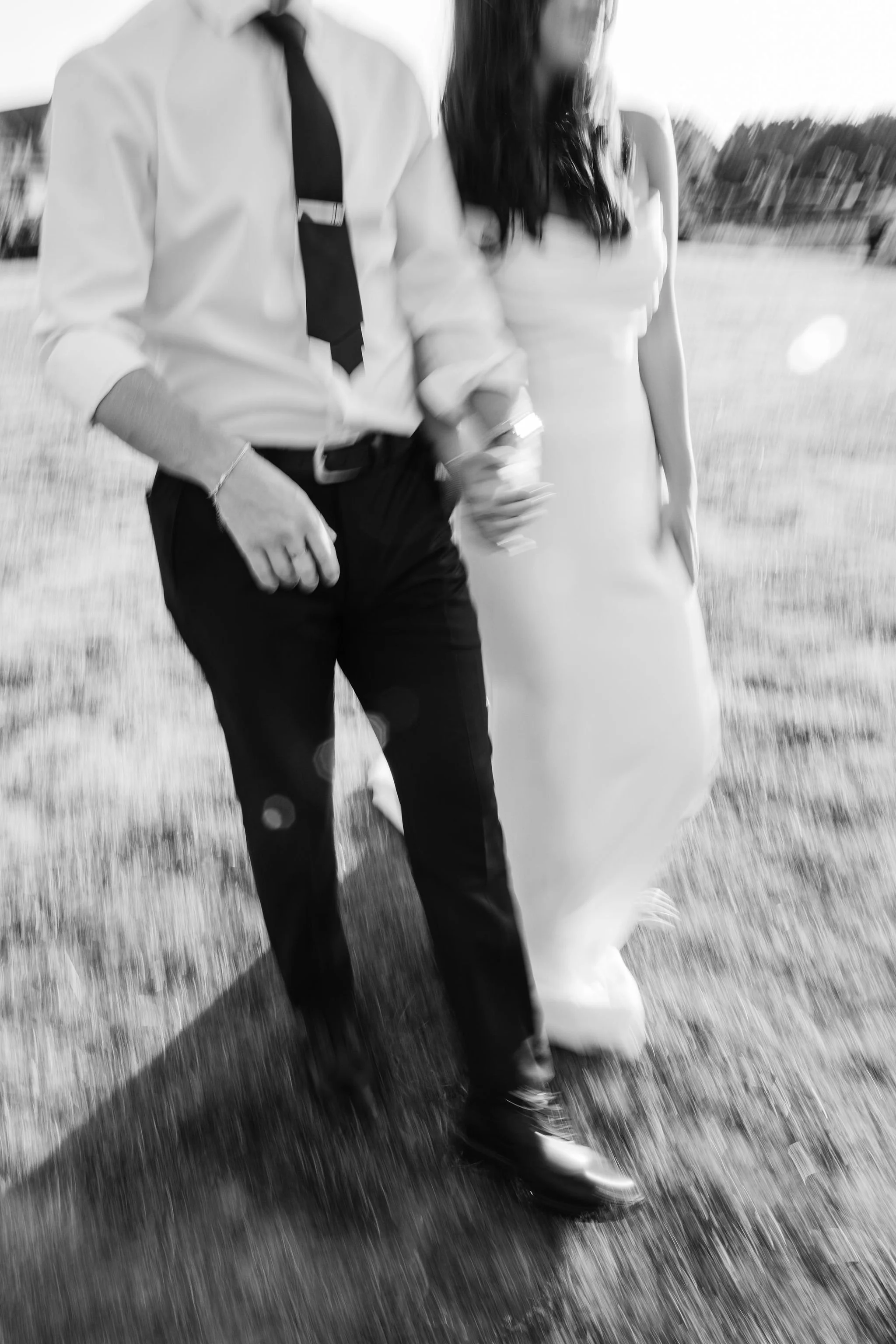 Timeless- authentic-wedding-photography-luxuryfeel-theoldhallely130.jpg