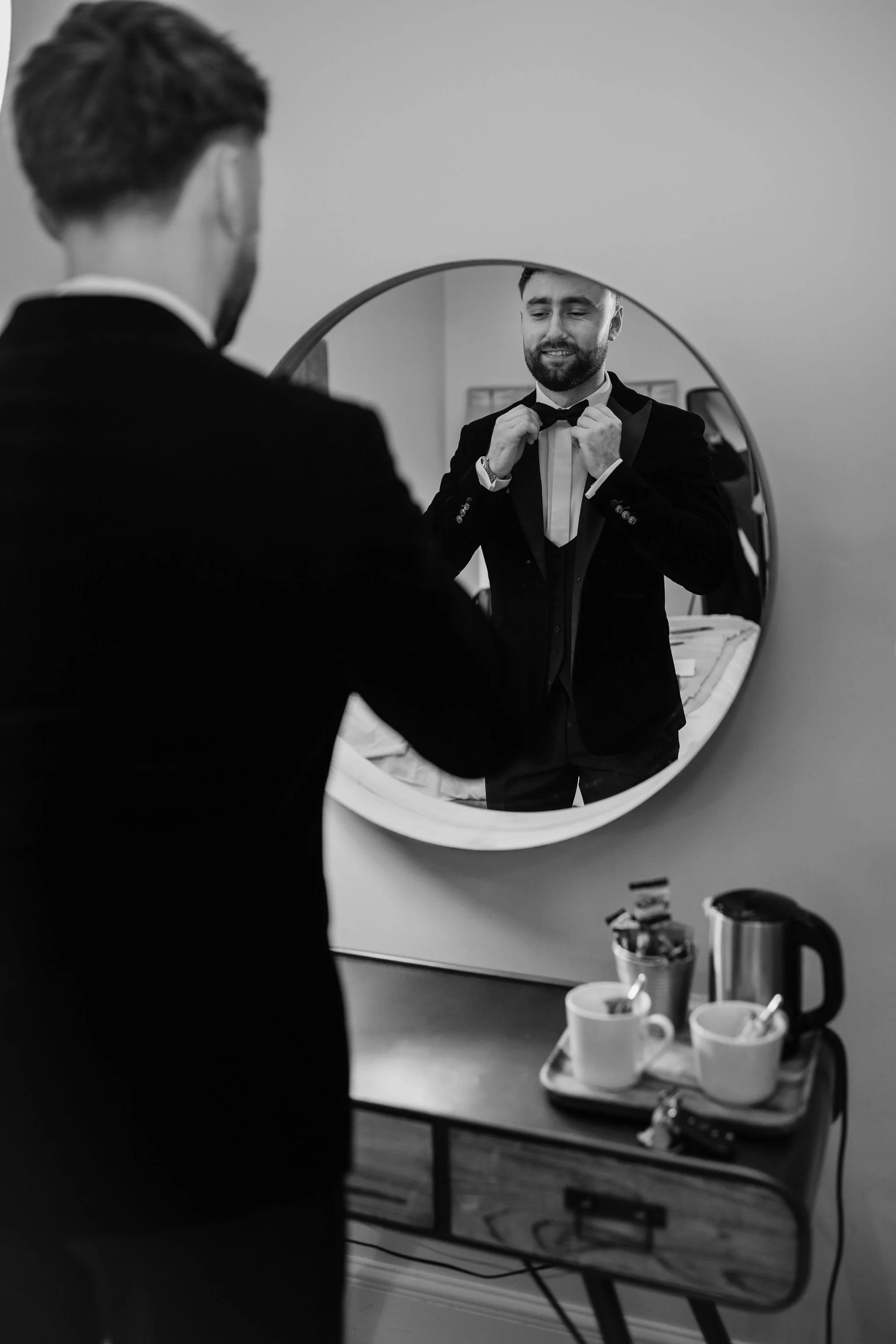 Timeless- authentic-wedding-photography-luxuryfeel-theoldhallely6.jpg