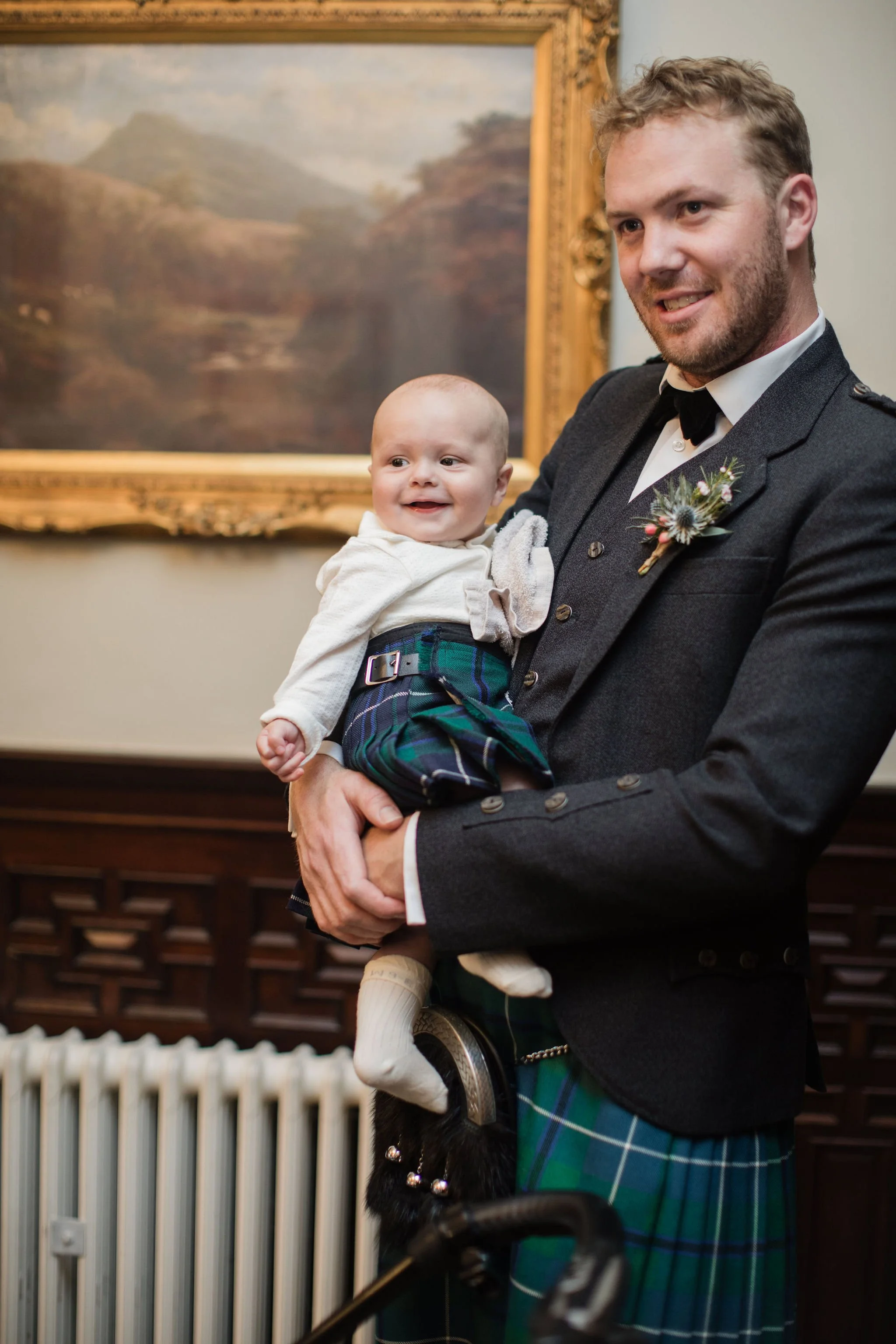 Timeless- authentic-wedding-photography-luxuryfeel-theoldhallely13.jpg