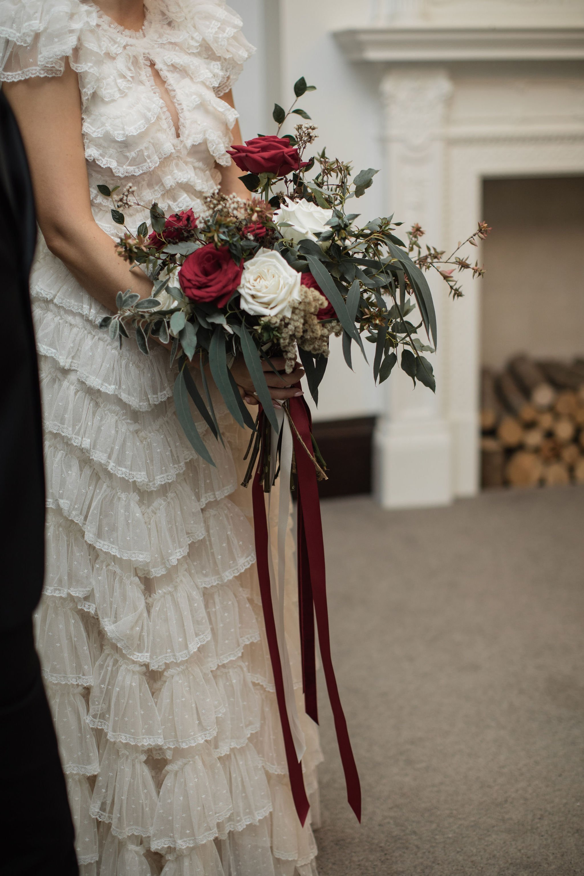 Timeless- authentic-wedding-photography-luxuryfeel-theoldhallely27.jpg