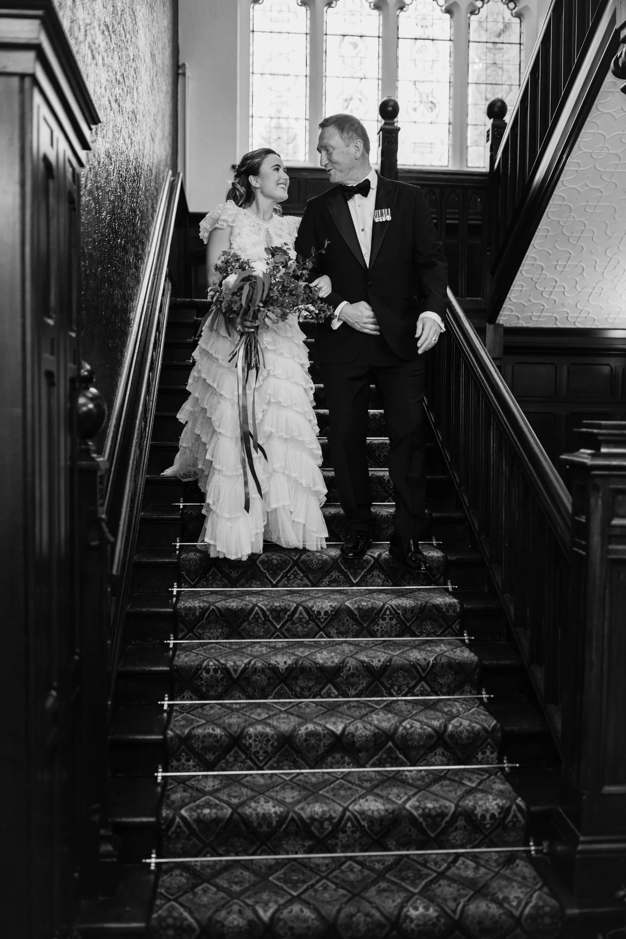 Timeless- authentic-wedding-photography-luxuryfeel-theoldhallely30.jpg