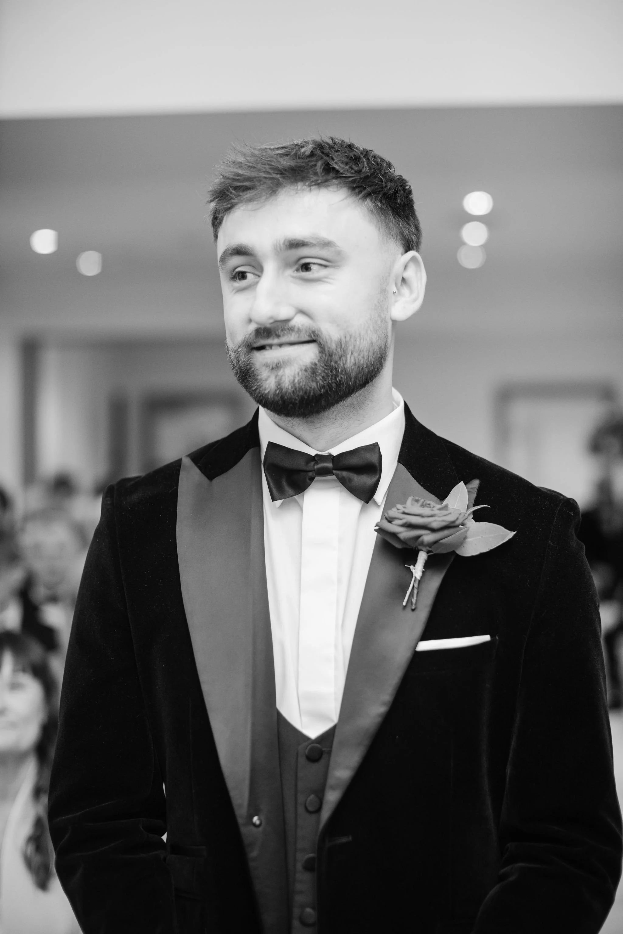 Timeless- authentic-wedding-photography-luxuryfeel-theoldhallely32.jpg