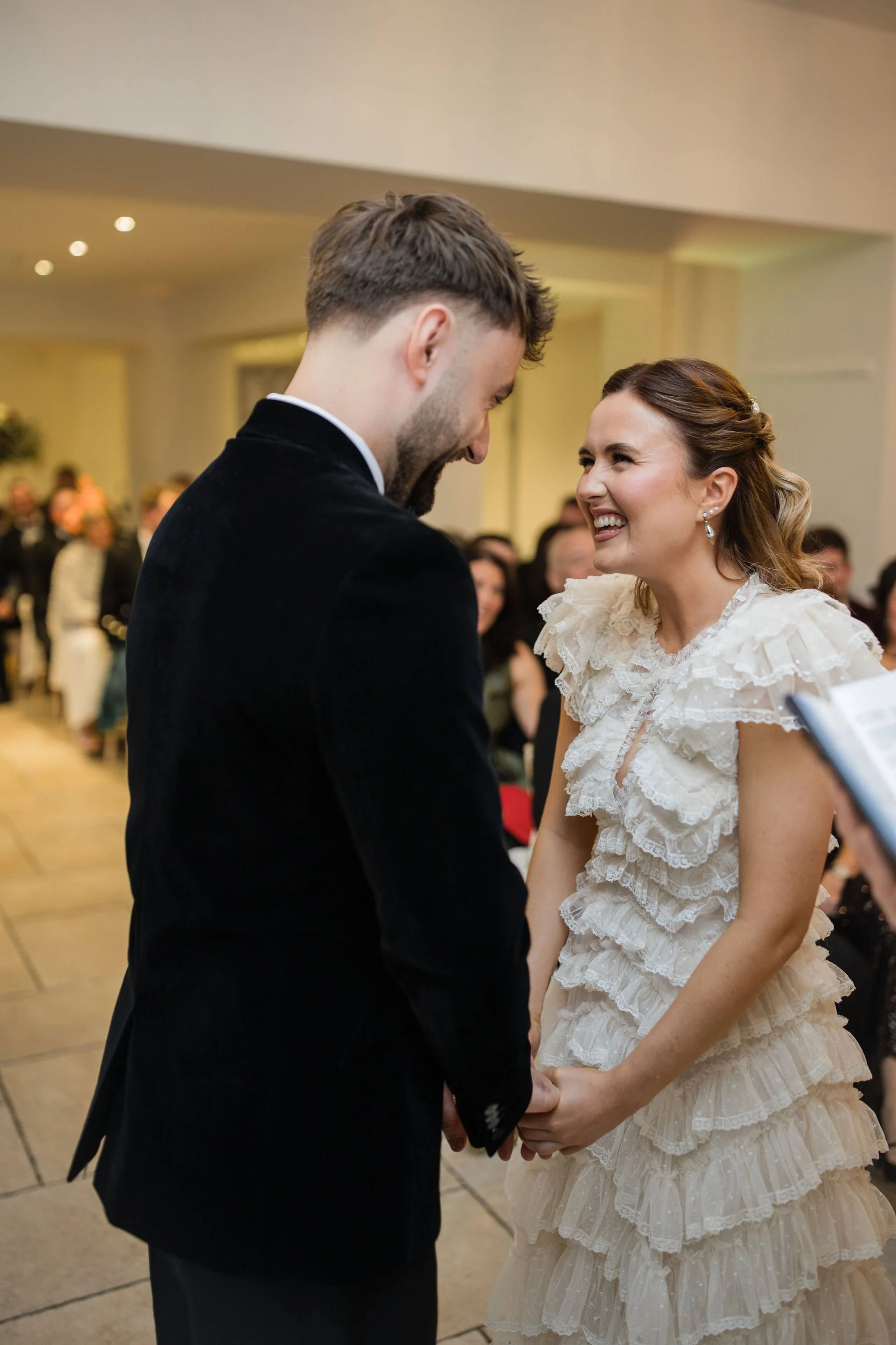 Timeless- authentic-wedding-photography-luxuryfeel-theoldhallely41.jpg