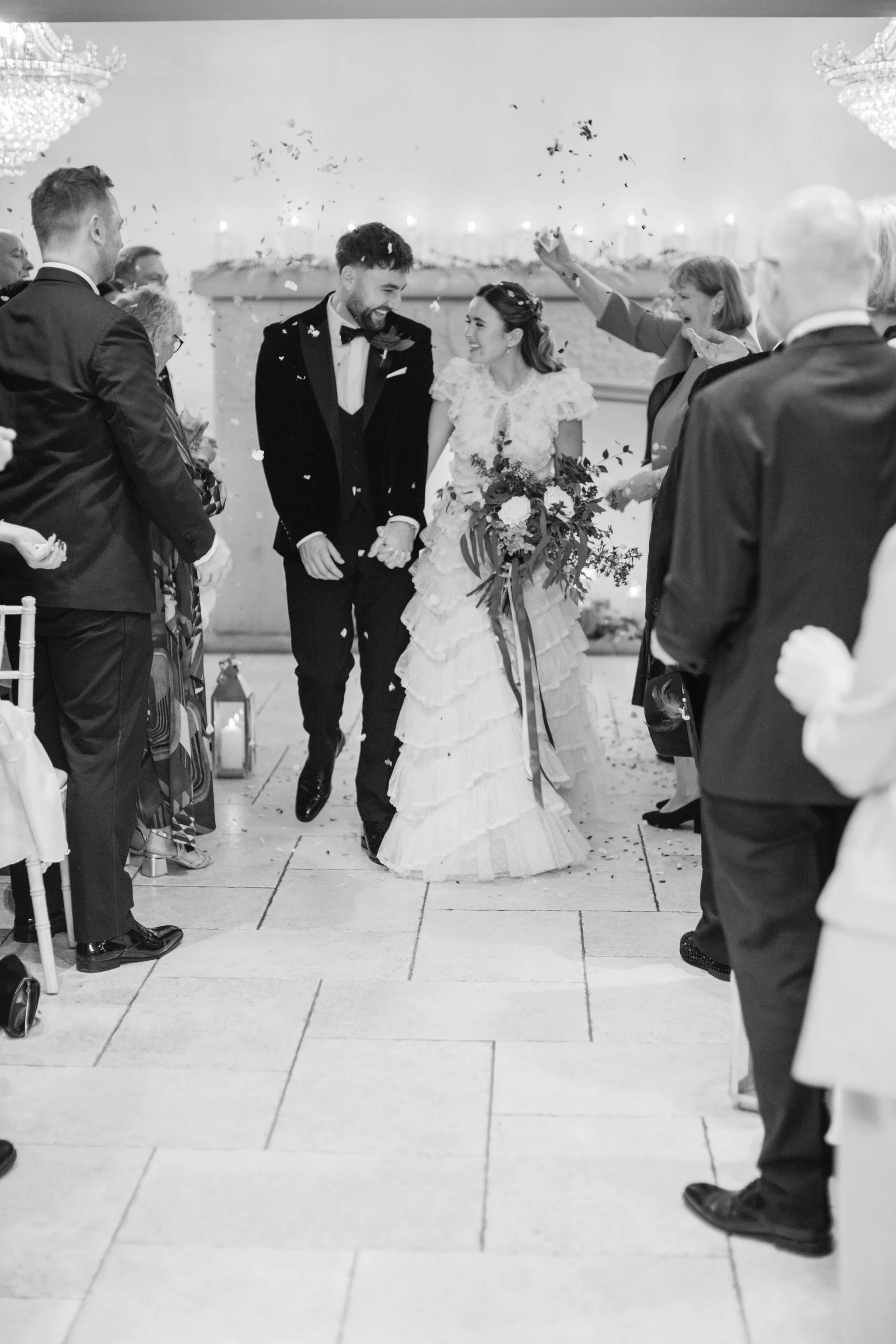 Timeless- authentic-wedding-photography-luxuryfeel-theoldhallely47.jpg