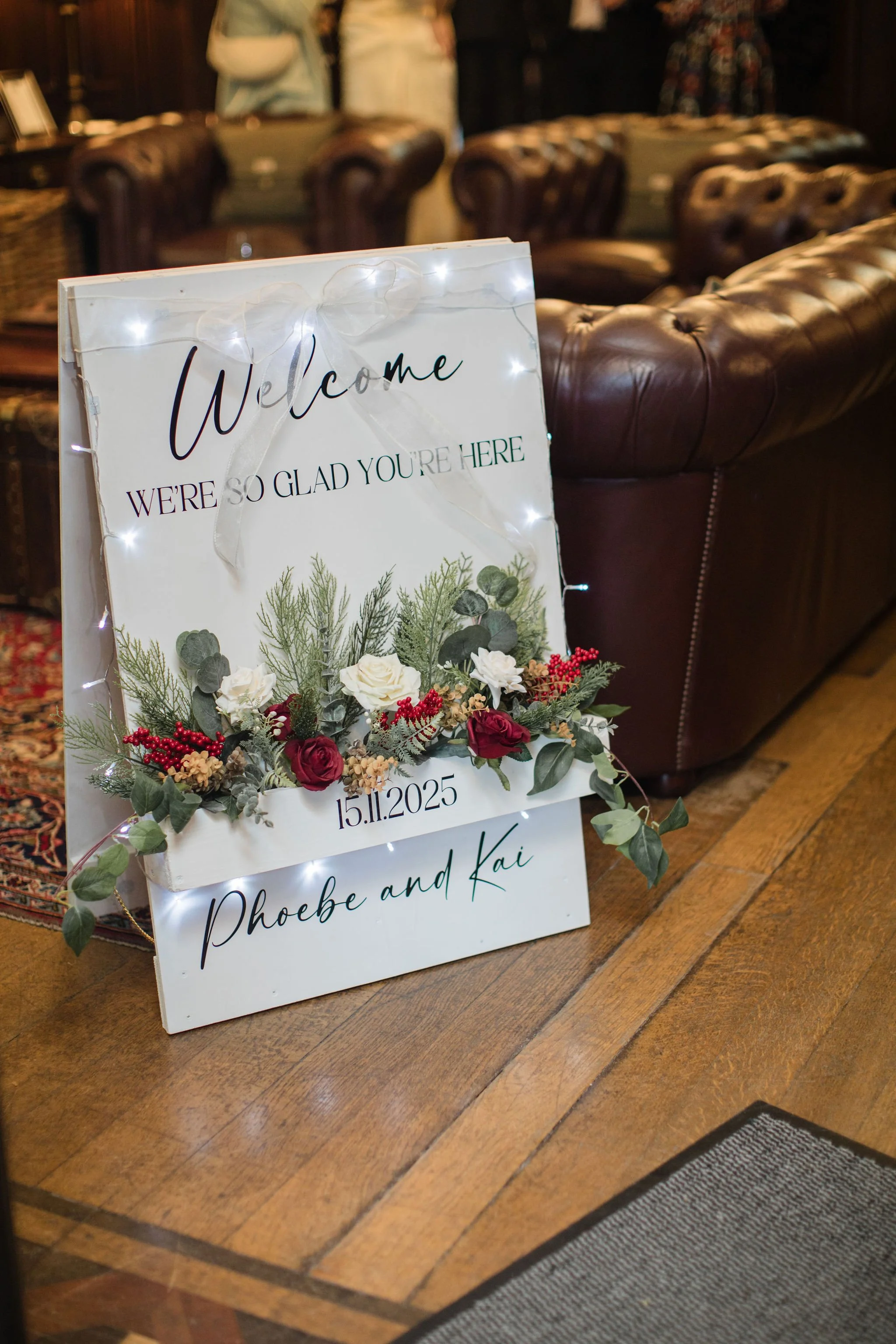 Timeless- authentic-wedding-photography-luxuryfeel-theoldhallely52.jpg