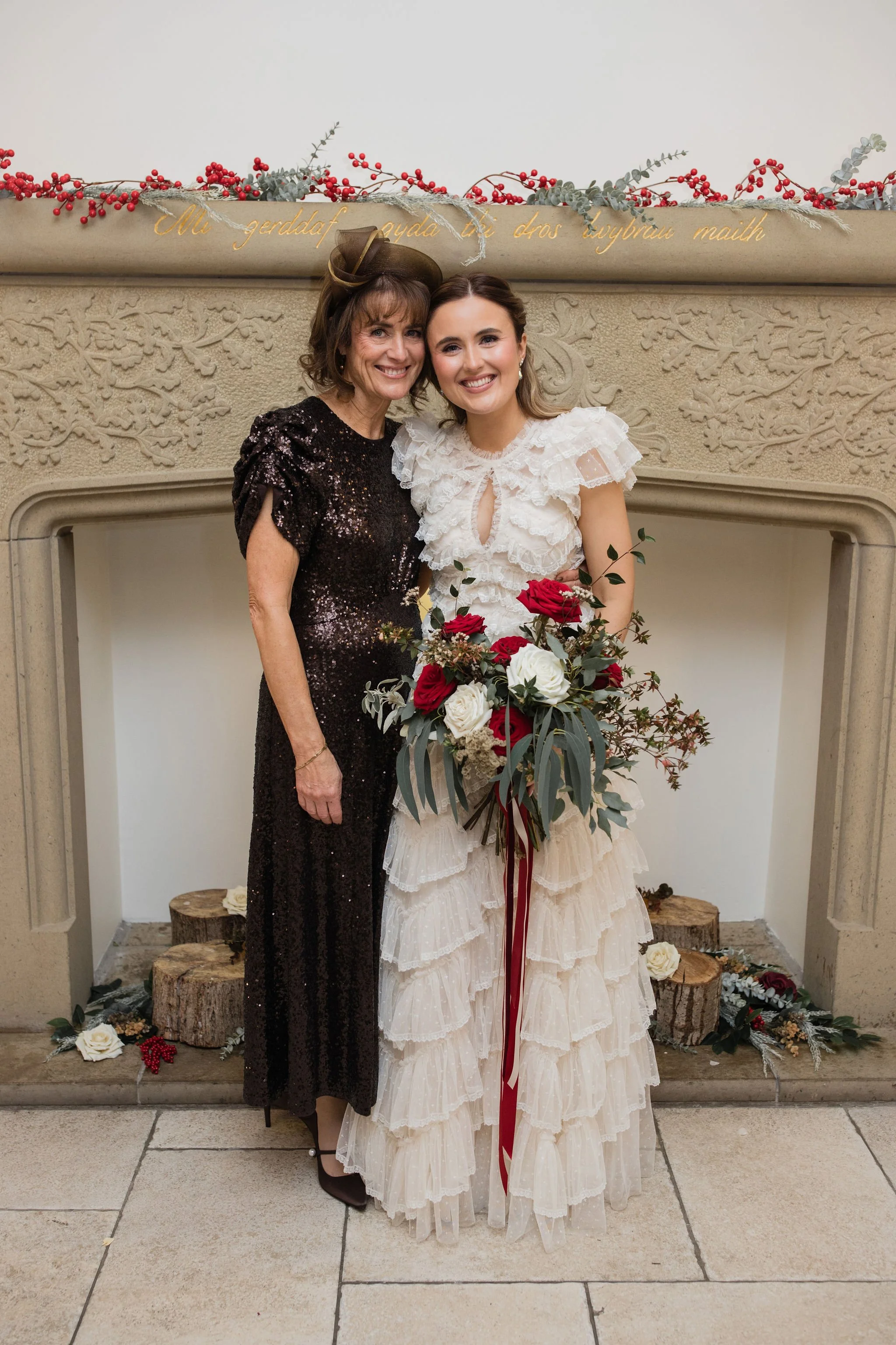 Timeless- authentic-wedding-photography-luxuryfeel-theoldhallely56.jpg